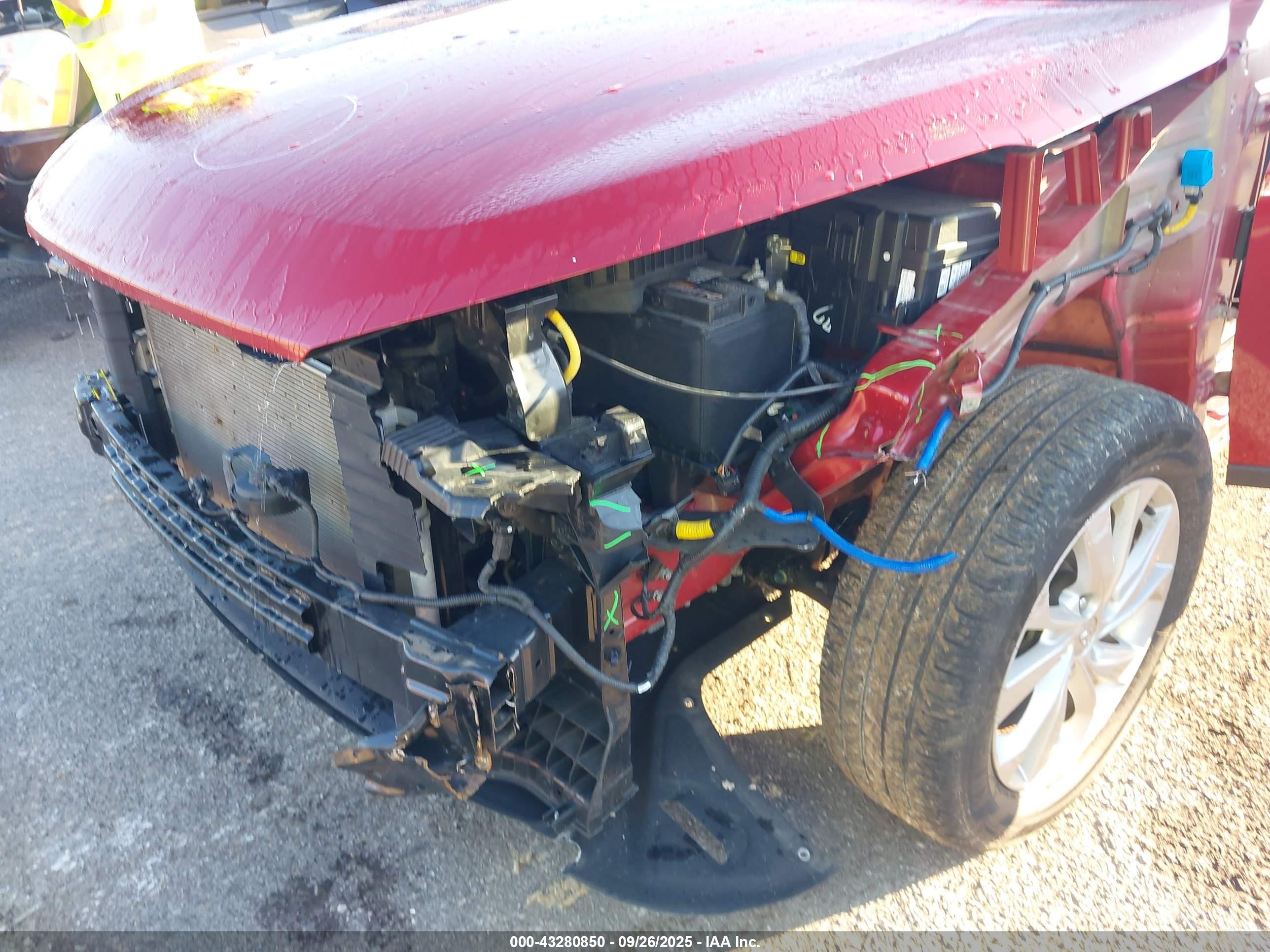HYUNDAI TUCSON image 6