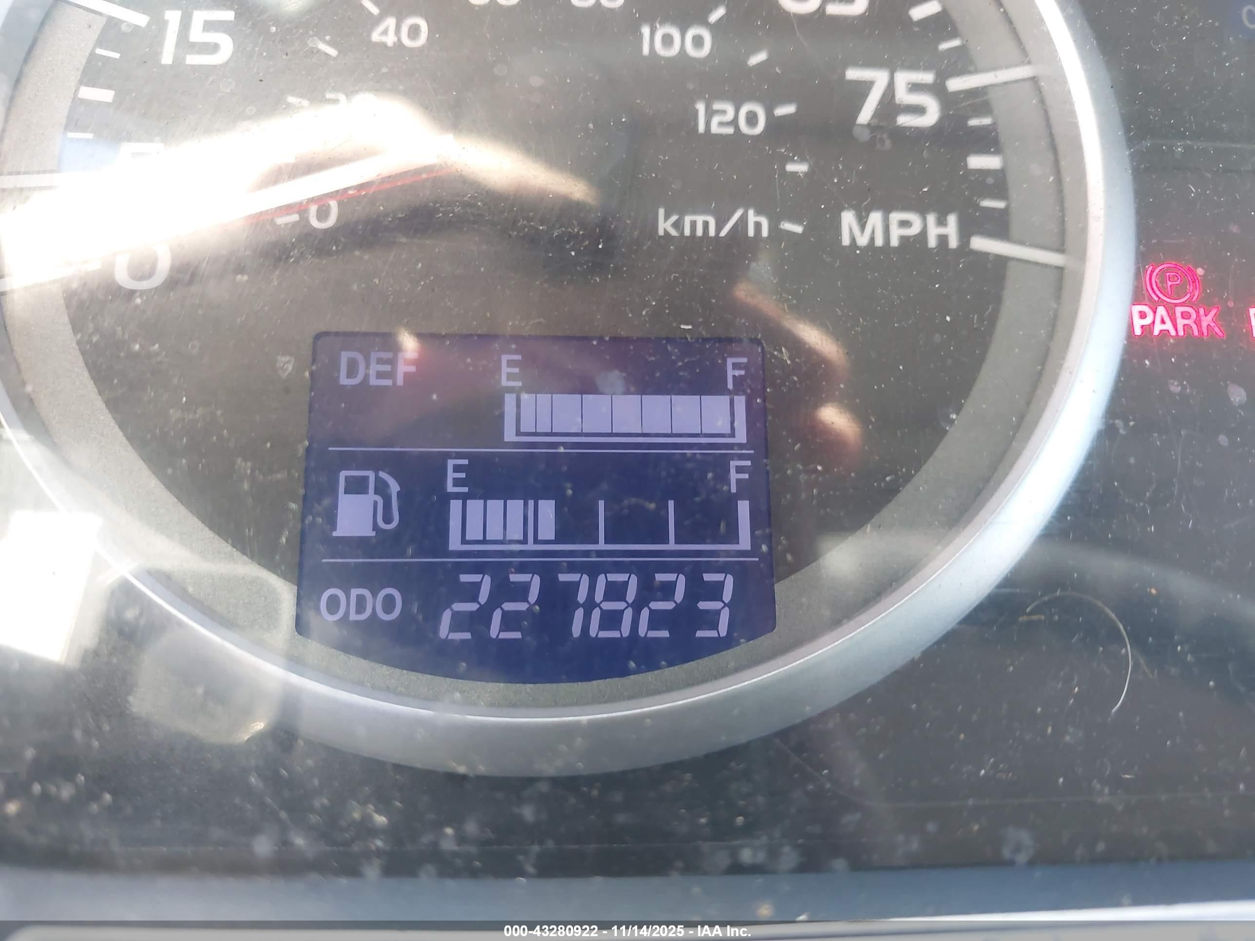HINO 268 image 6