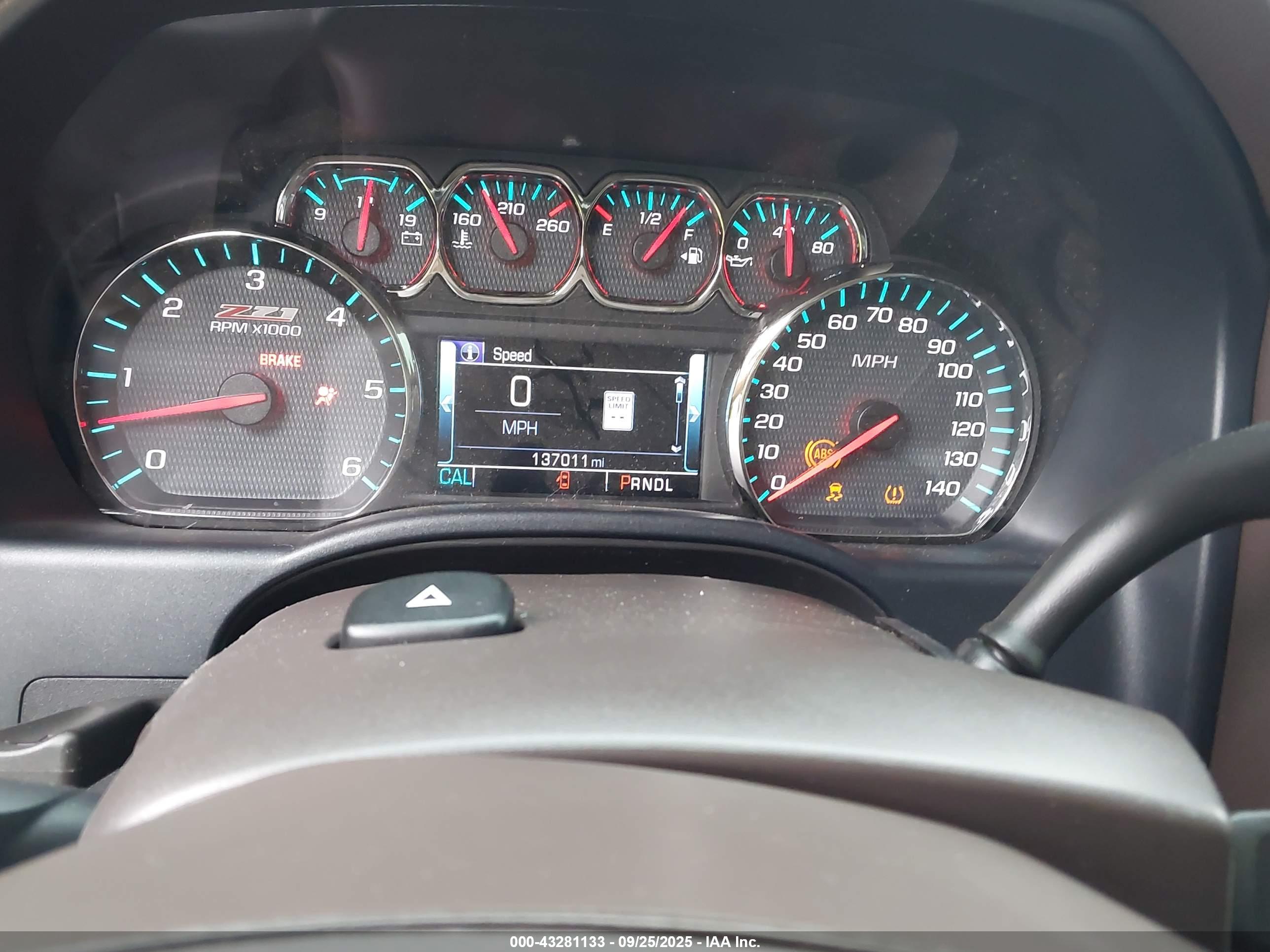 CHEVROLET SILVERADO image 7