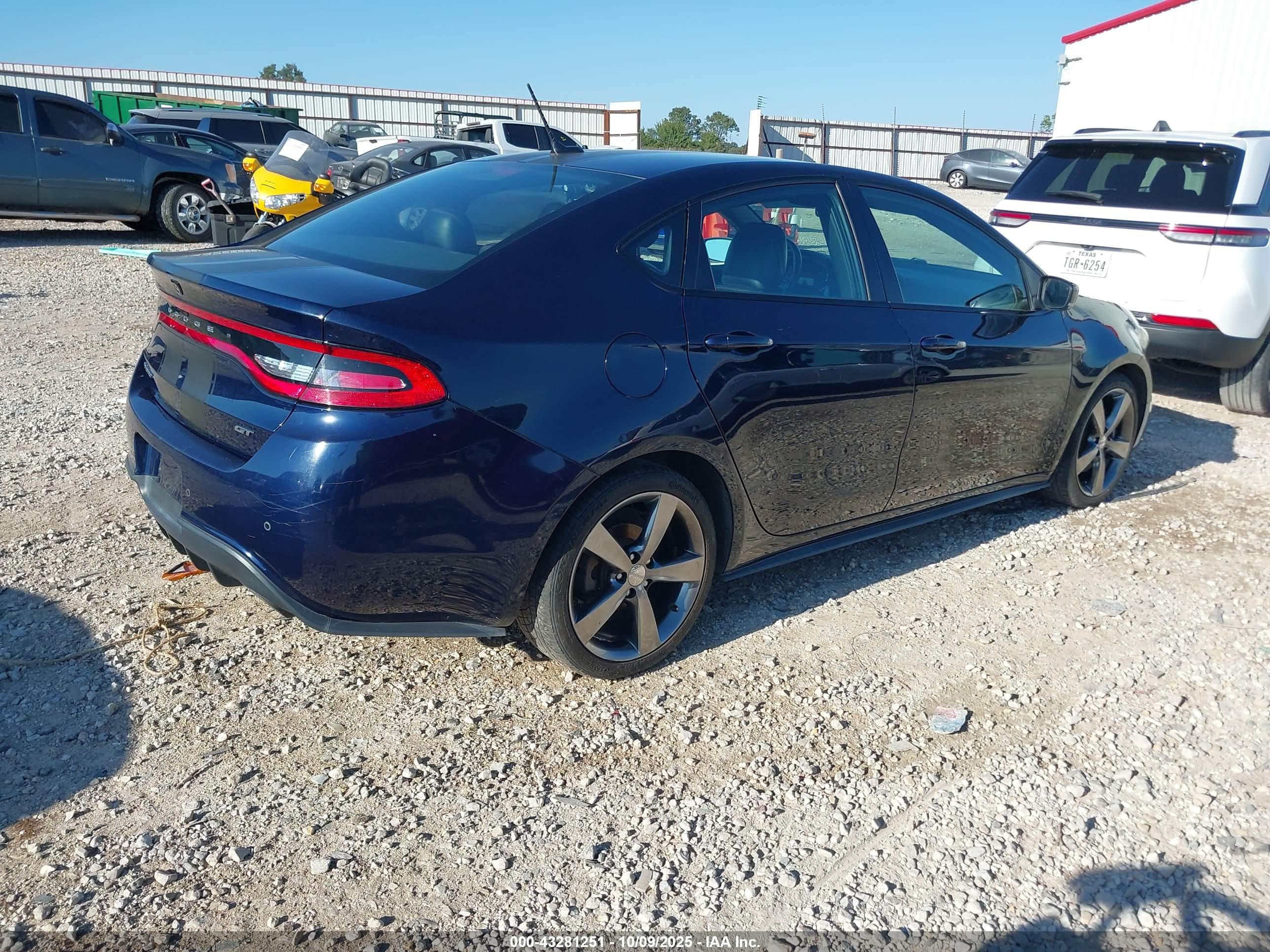 DODGE DART image 4