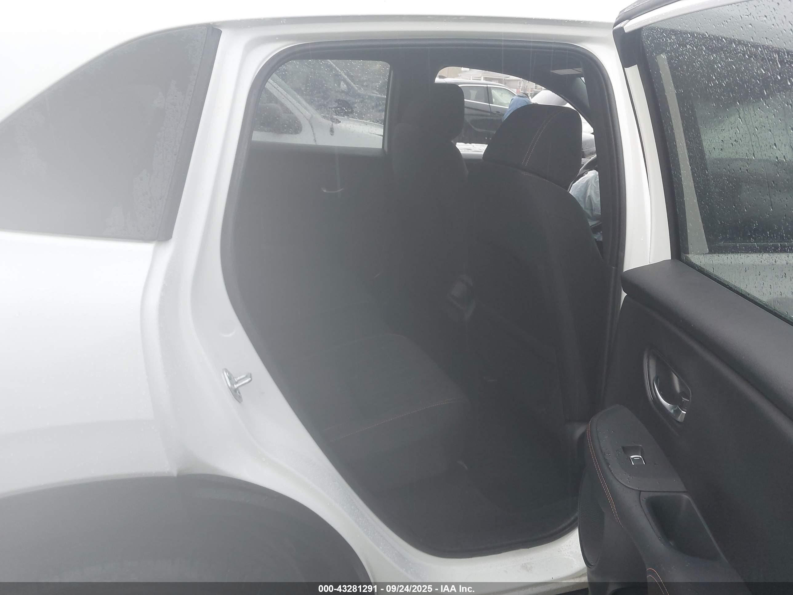 HONDA HR-V image 8