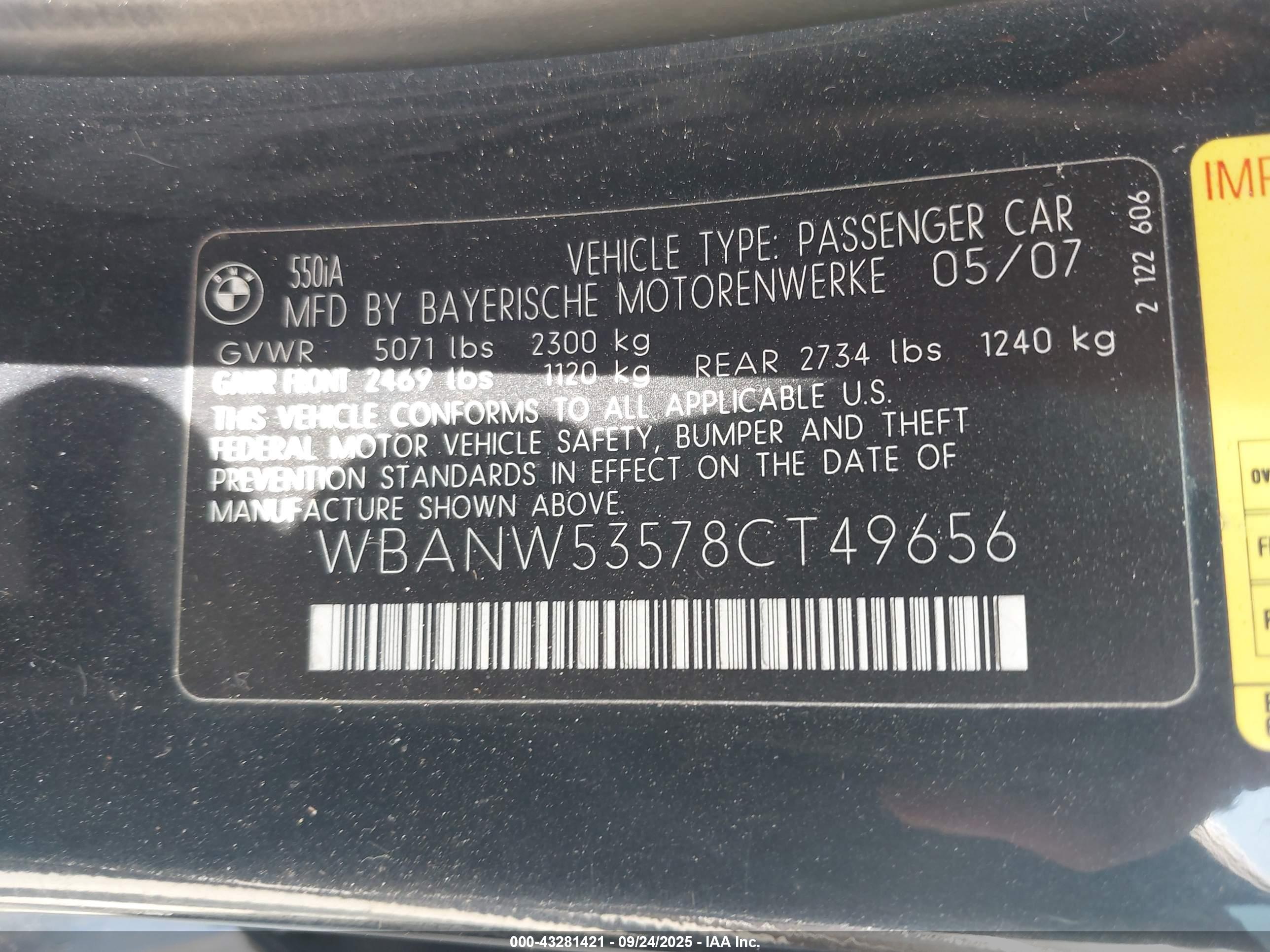 BMW 550I image 9