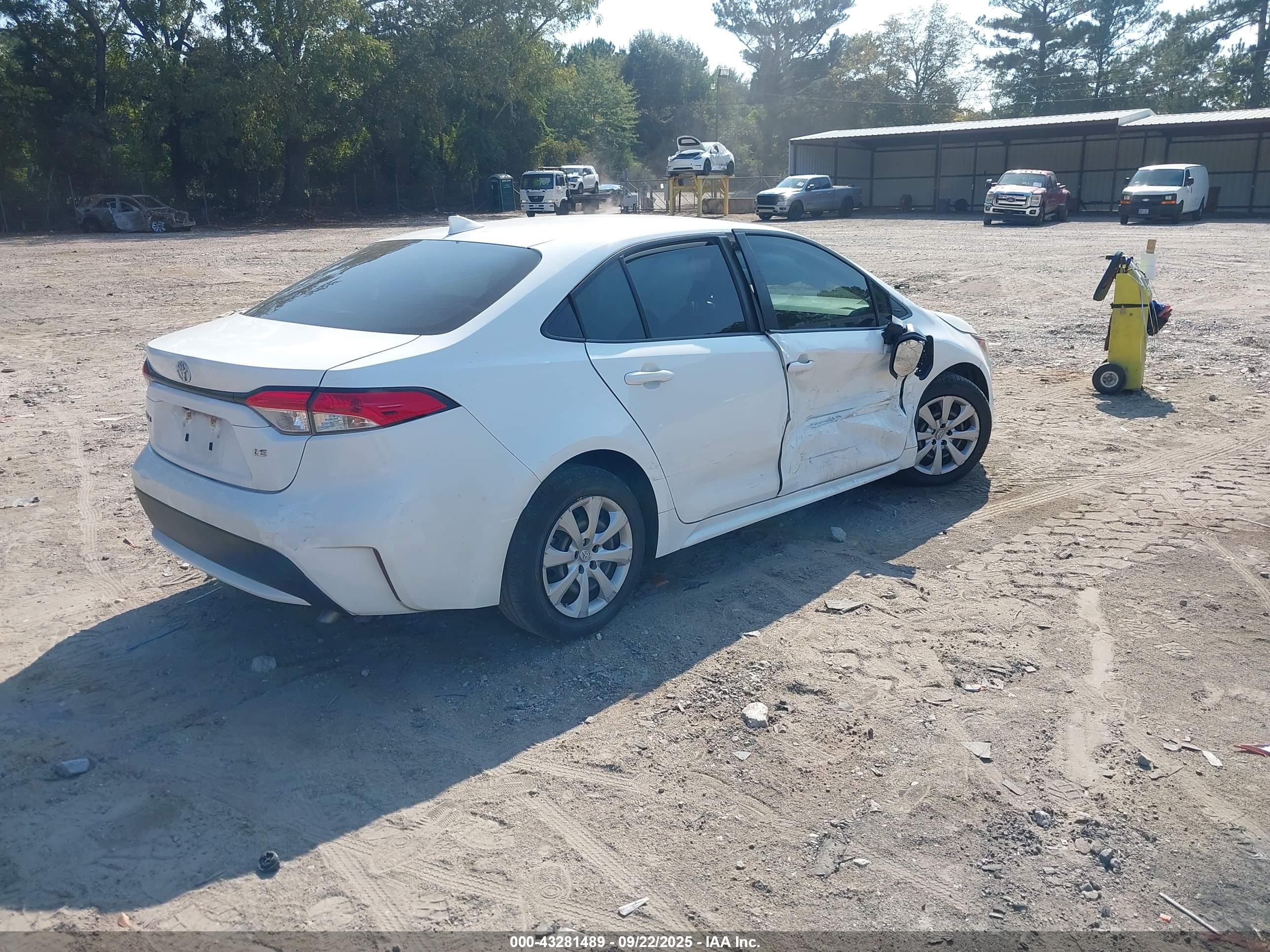 TOYOTA COROLLA image 4