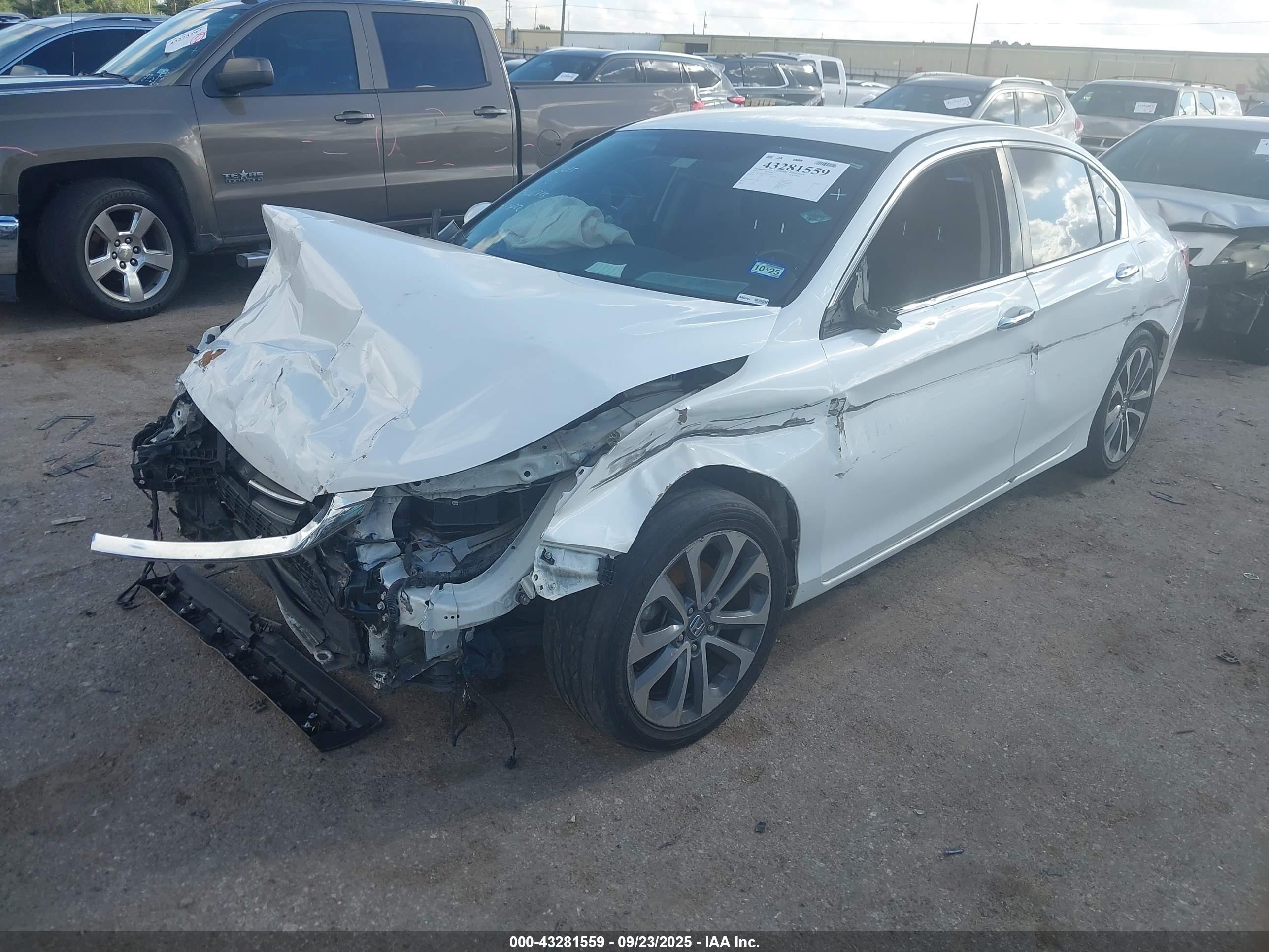 HONDA ACCORD image 2