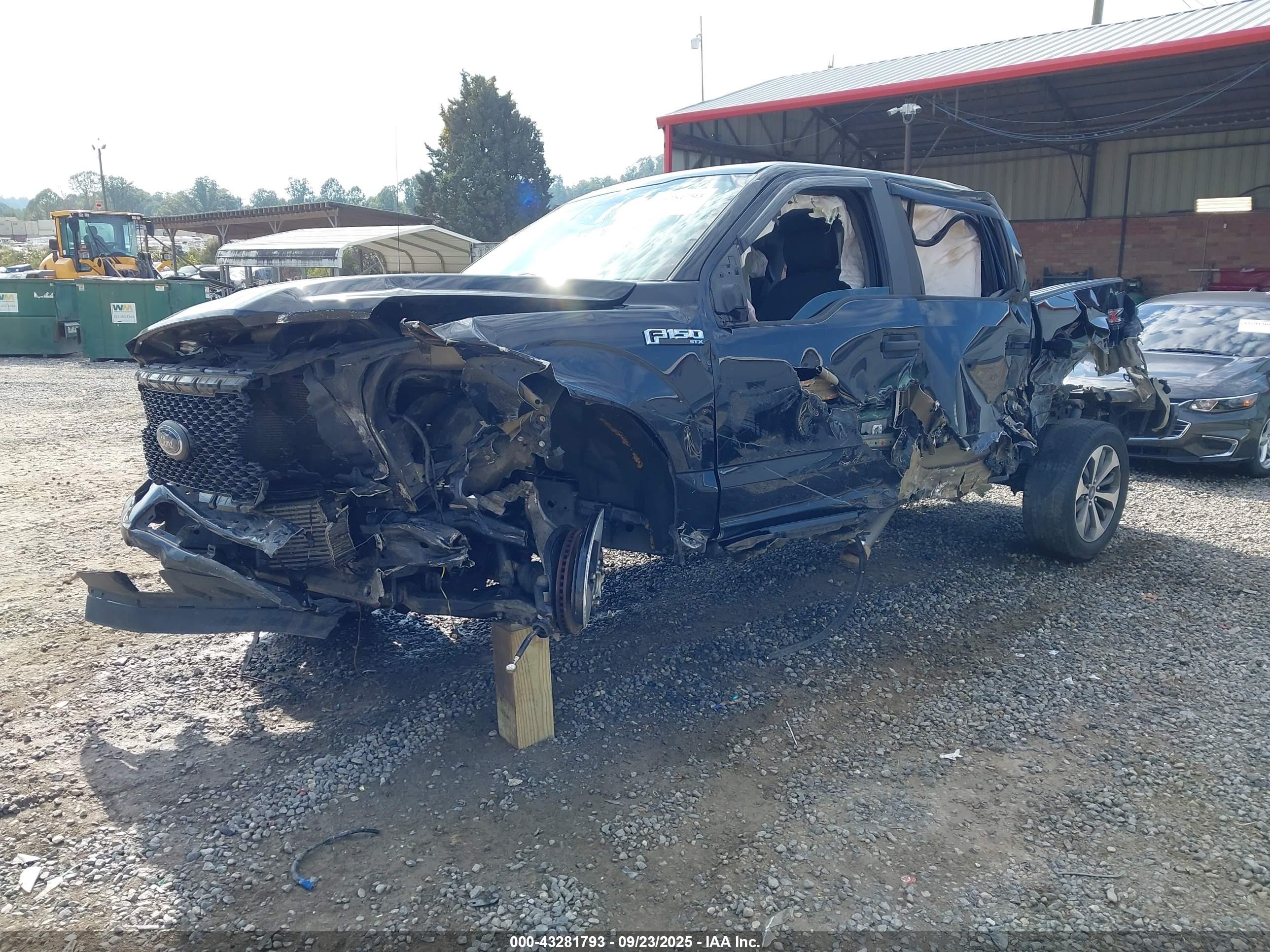 FORD F-150 image 2