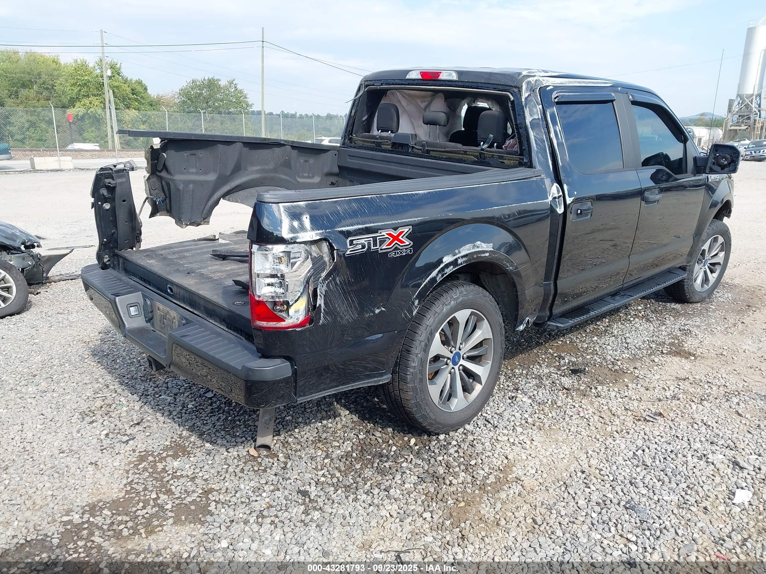 FORD F-150 image 4