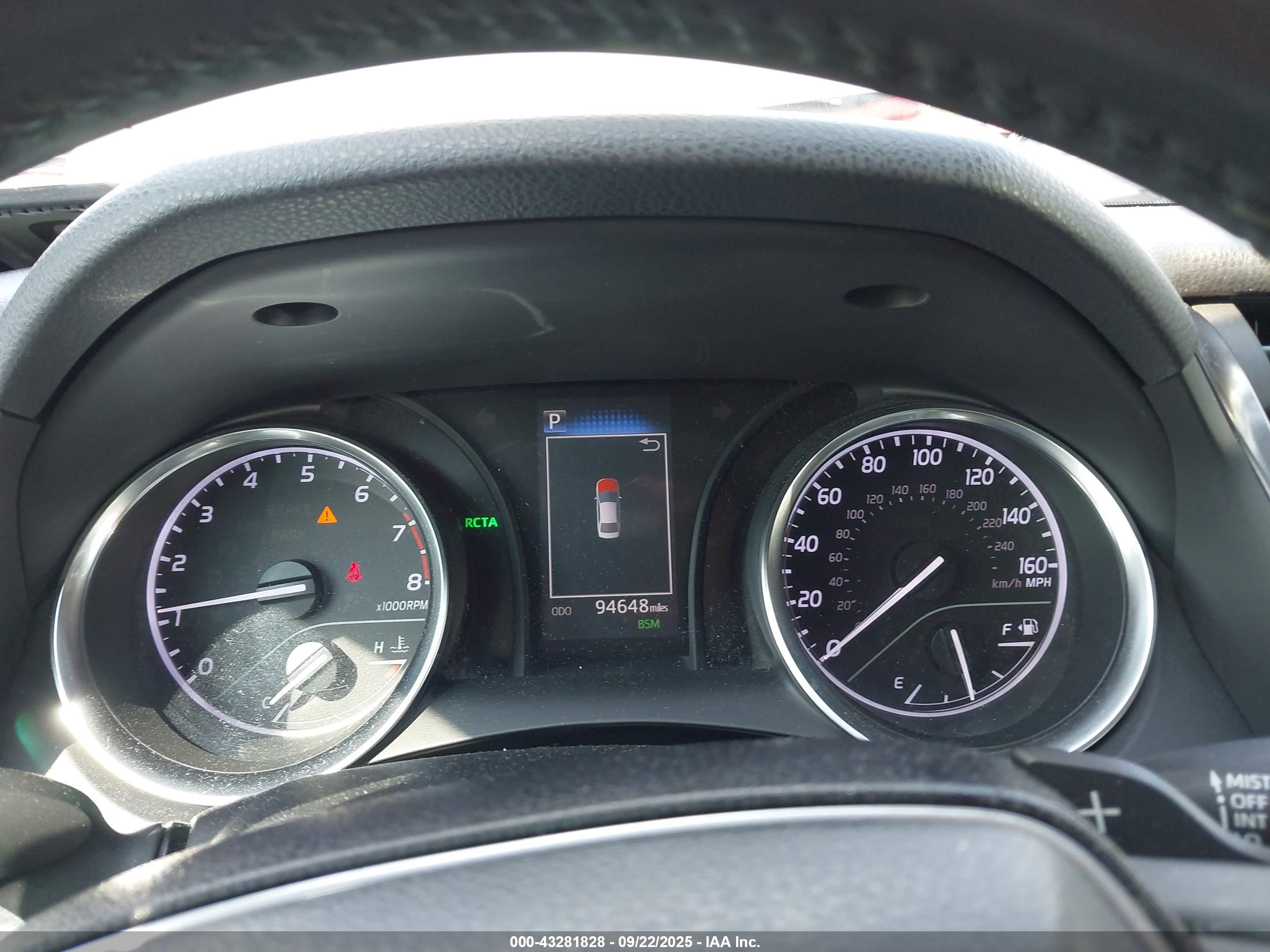 TOYOTA CAMRY image 7