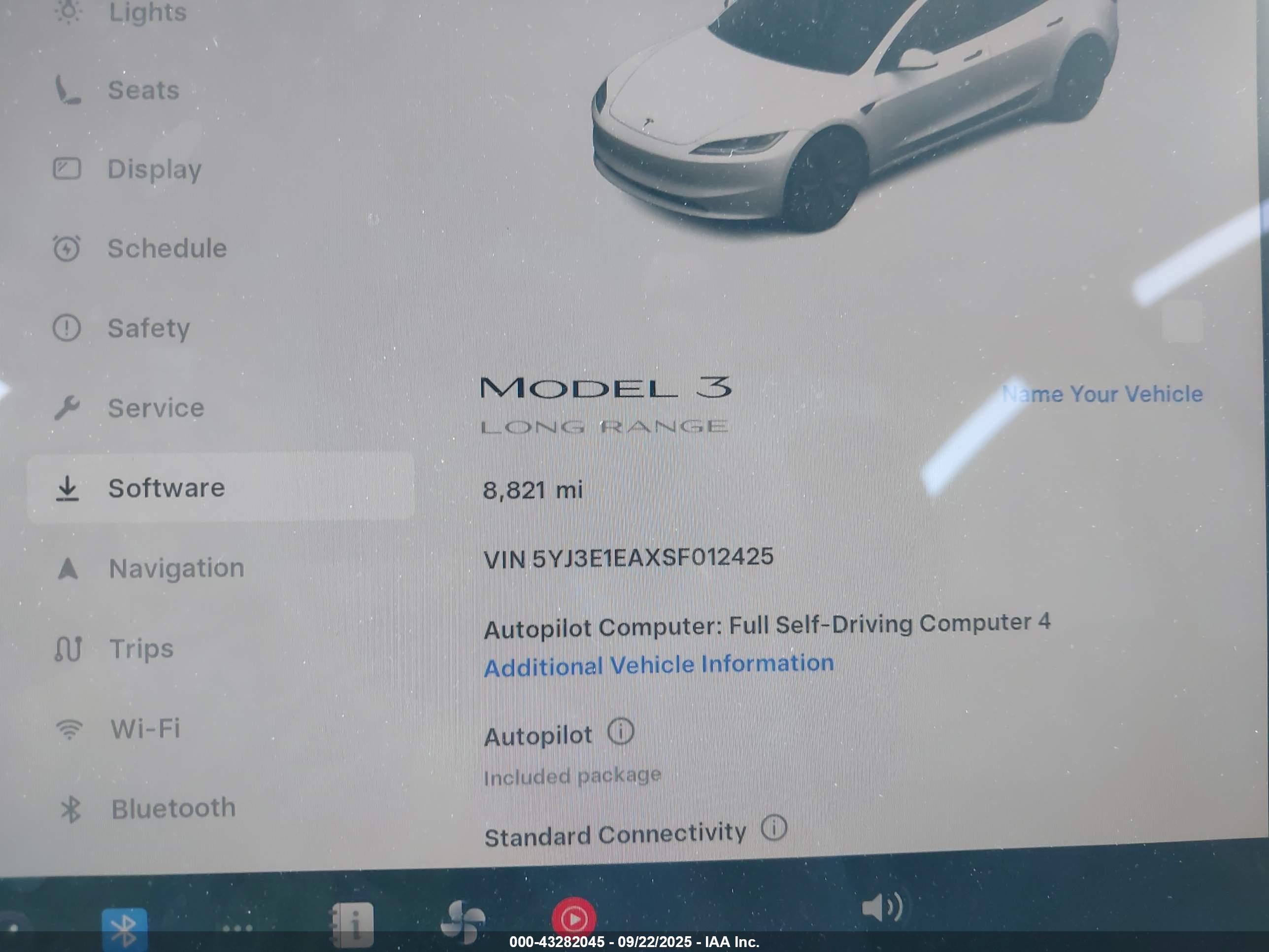 TESLA MODEL image 7