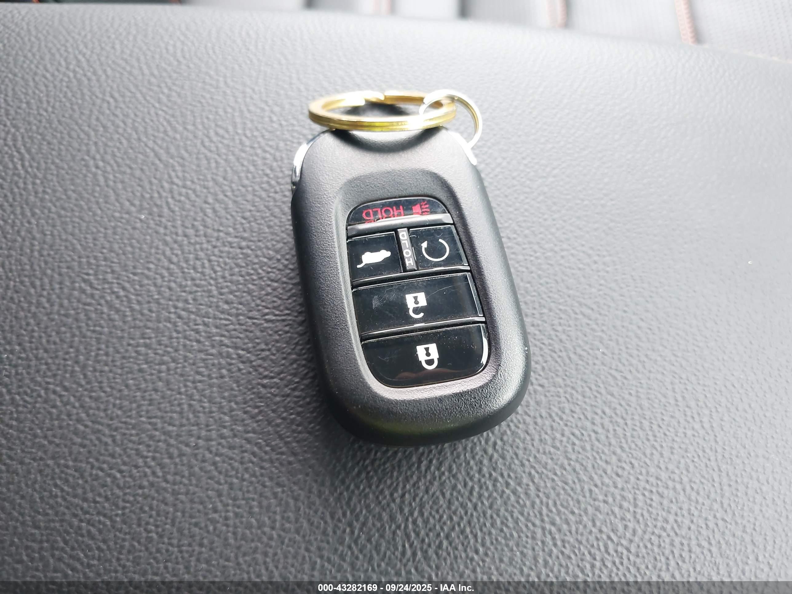 HONDA CR-V image 11