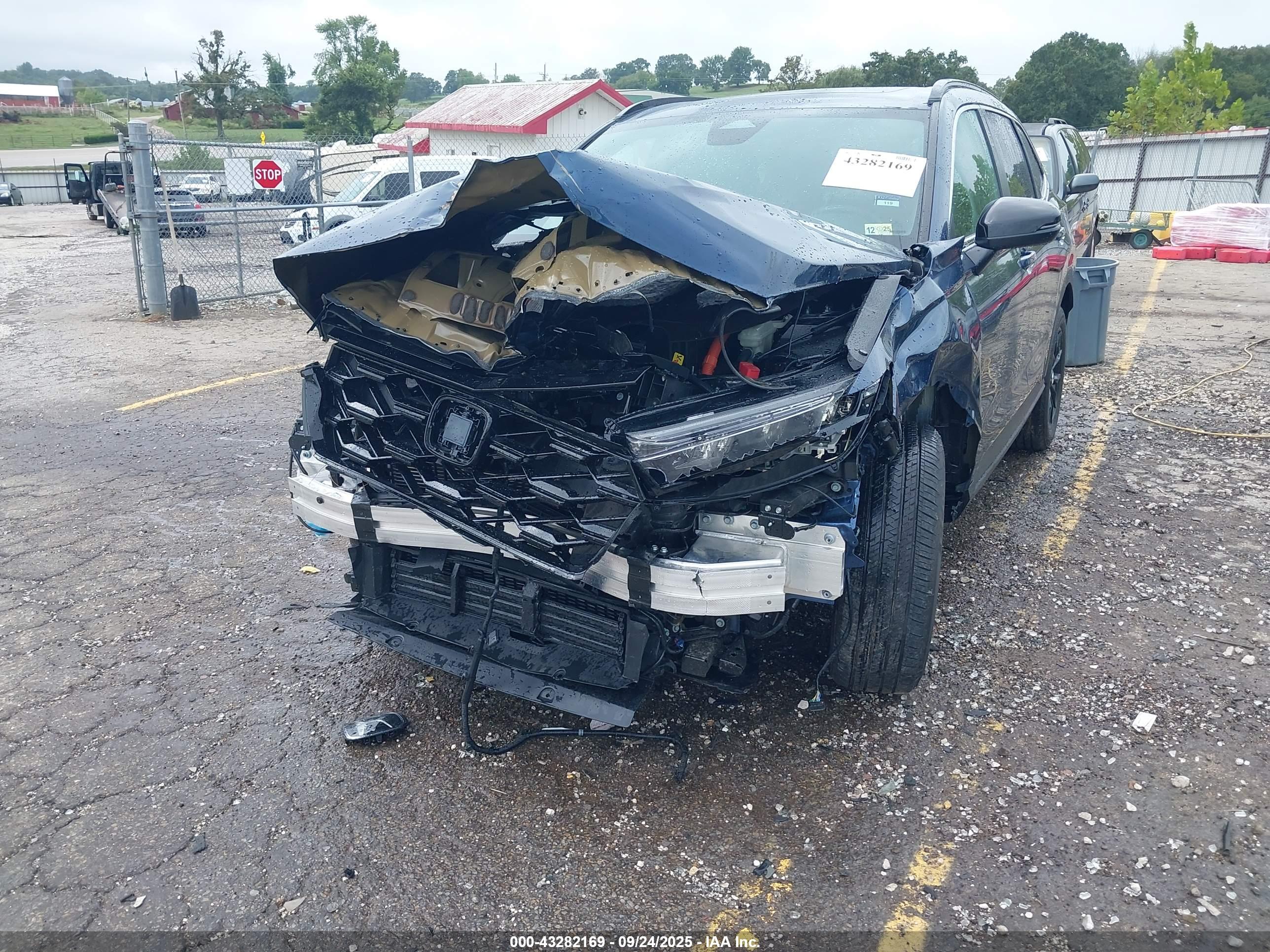 HONDA CR-V image 6