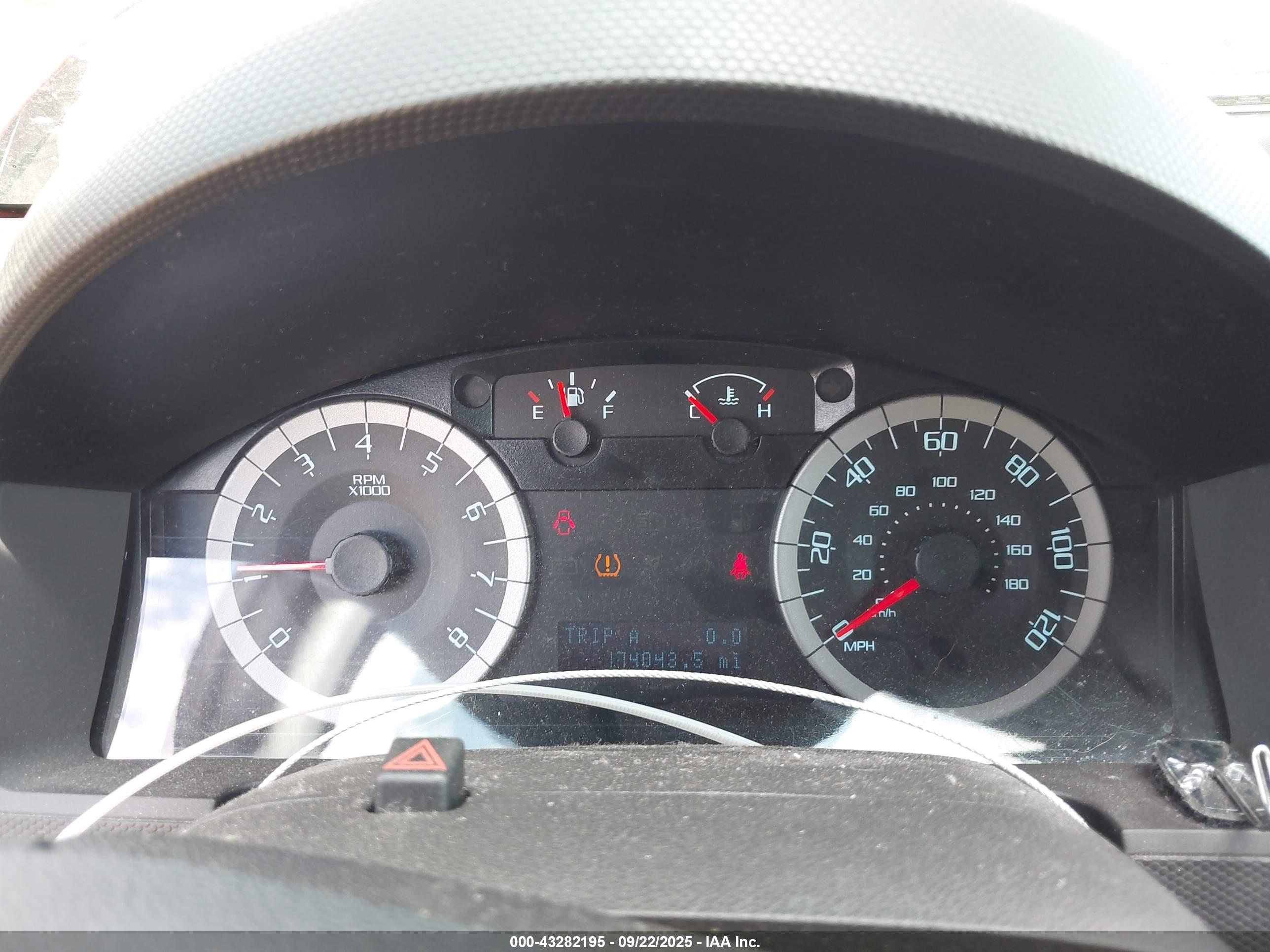 FORD ESCAPE image 7