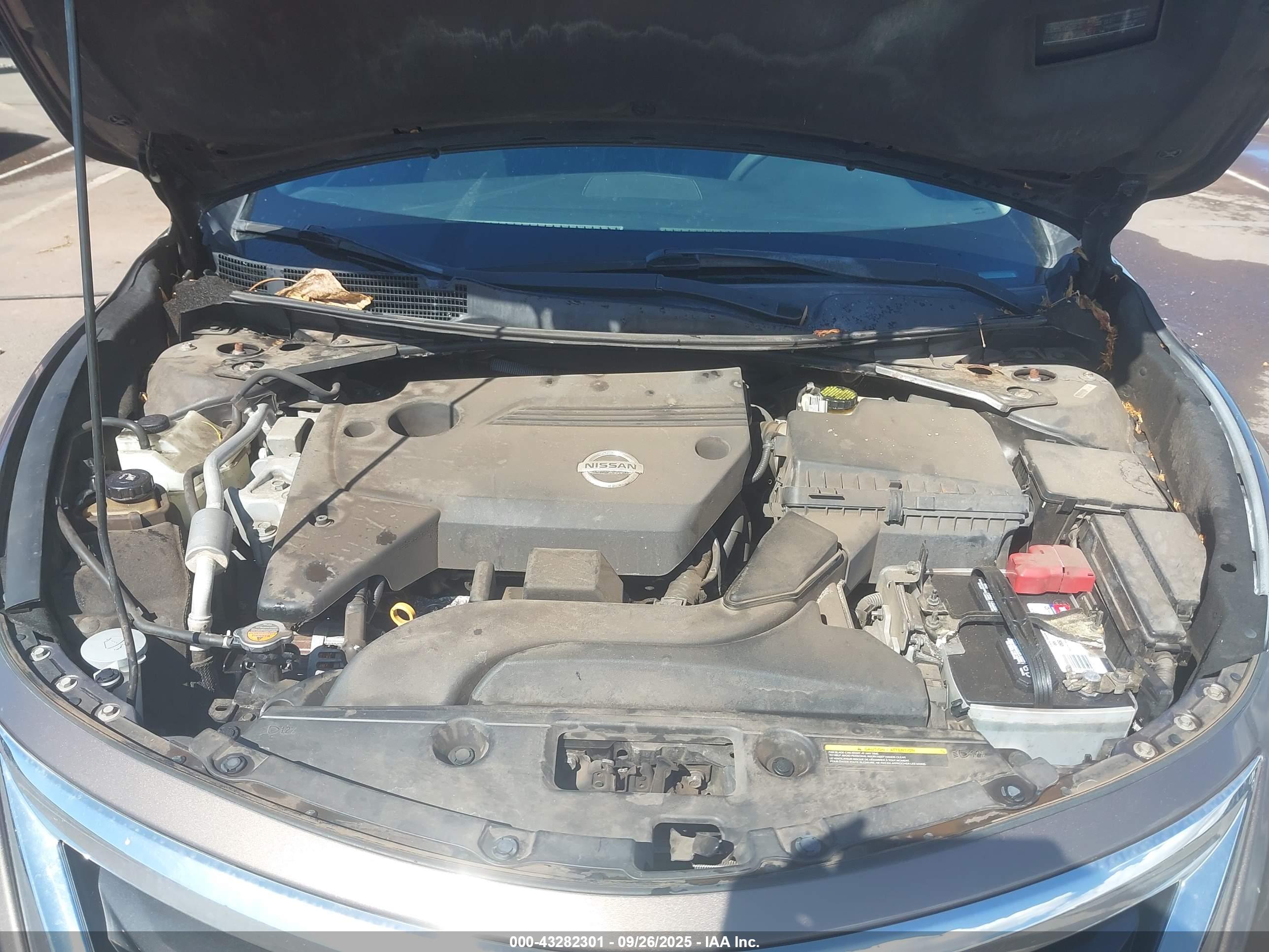 NISSAN ALTIMA image 10