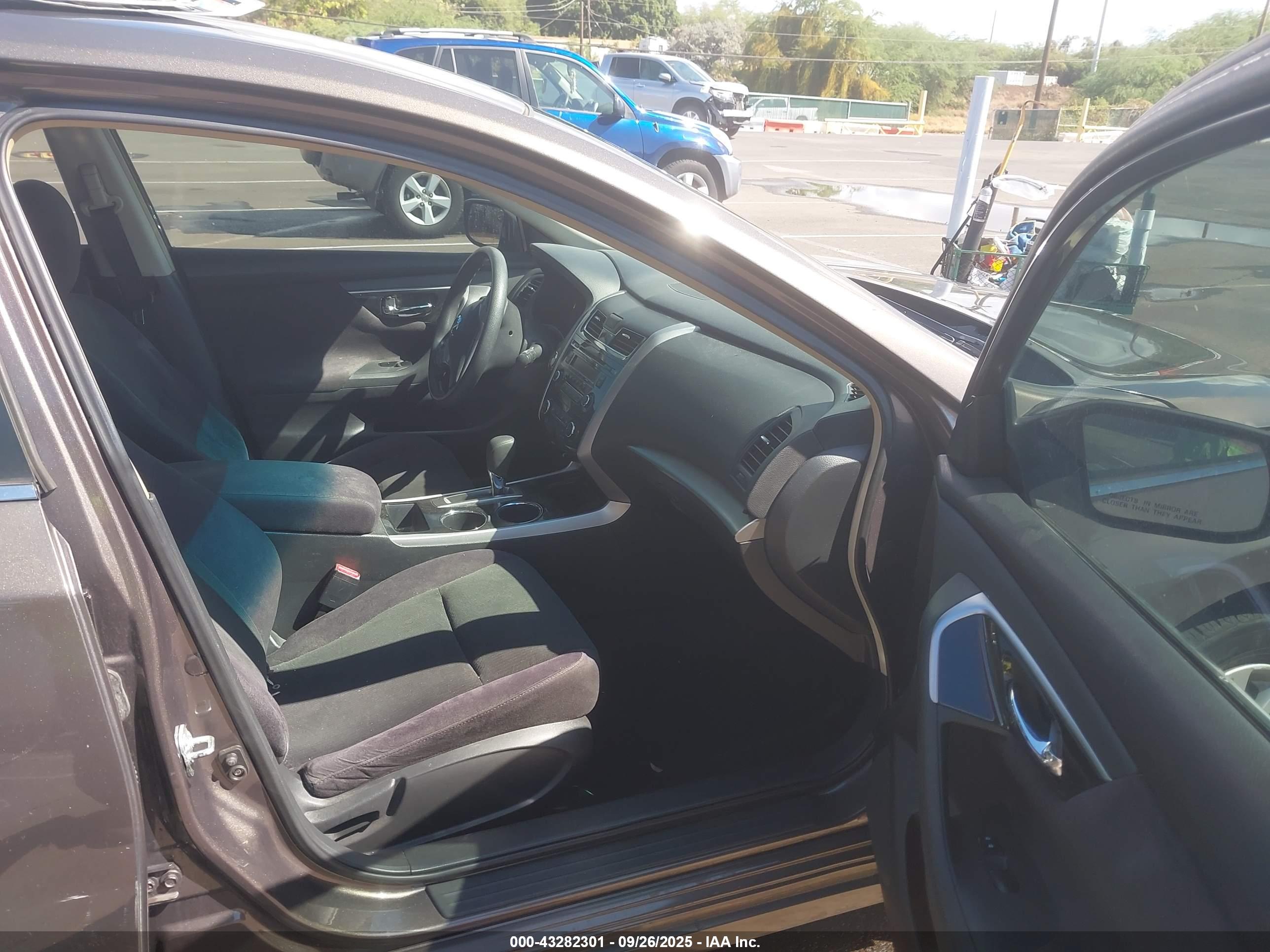 NISSAN ALTIMA image 5