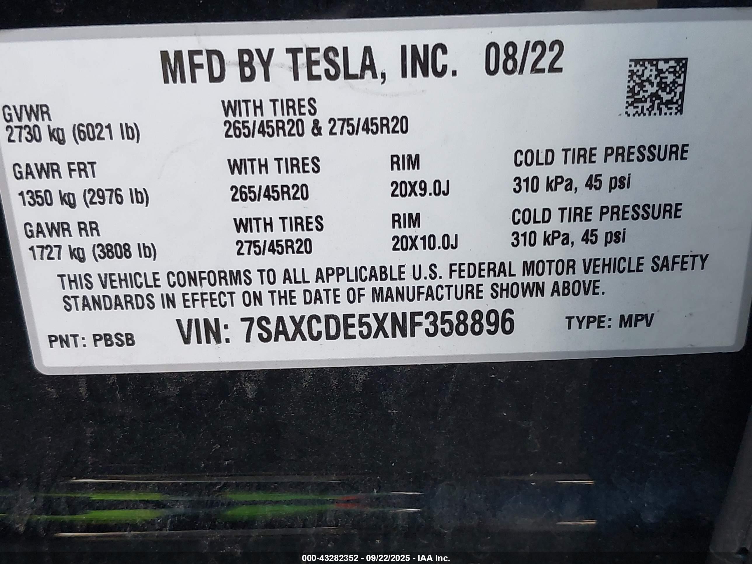 TESLA MODEL image 9
