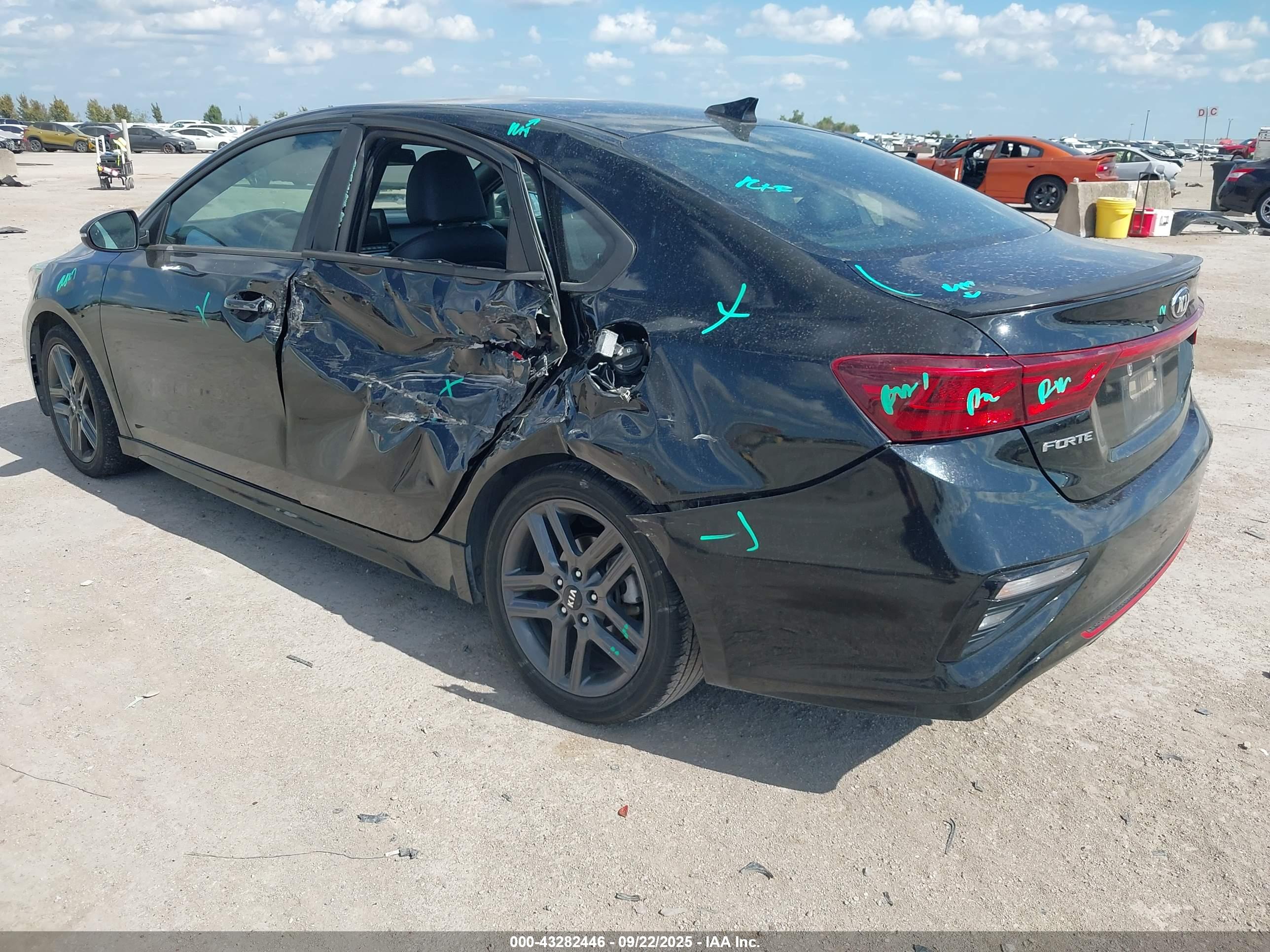 KIA FORTE image 3