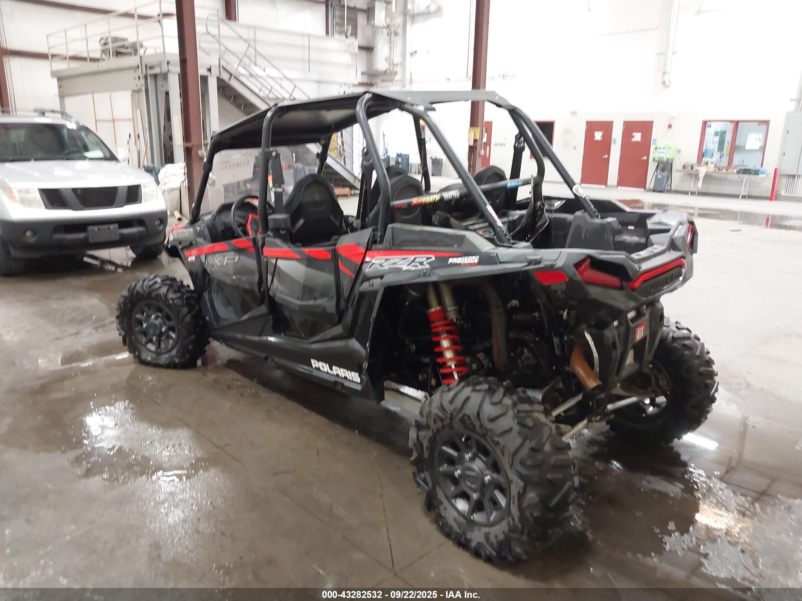 POLARIS RZR image 3