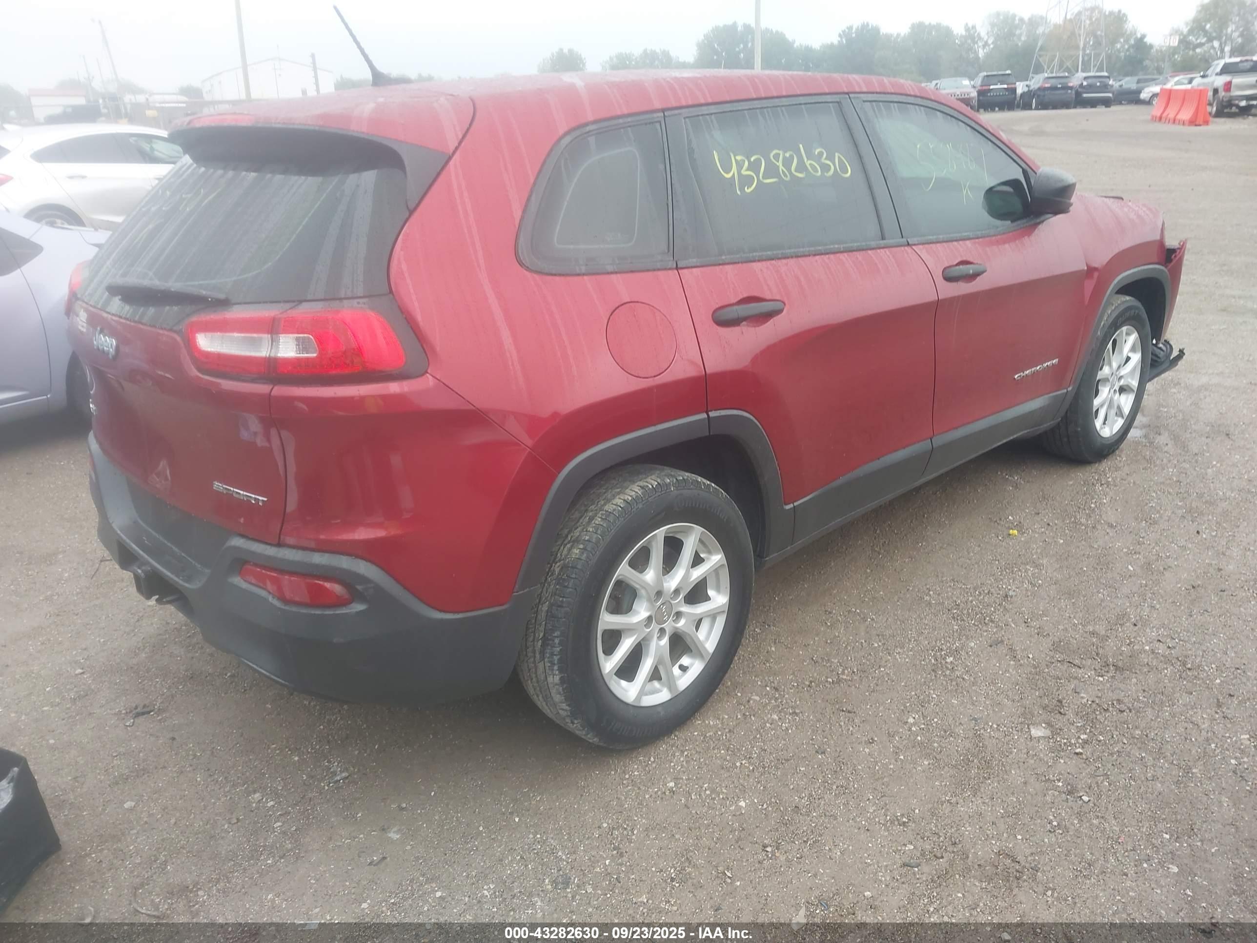 JEEP CHEROKEE image 4