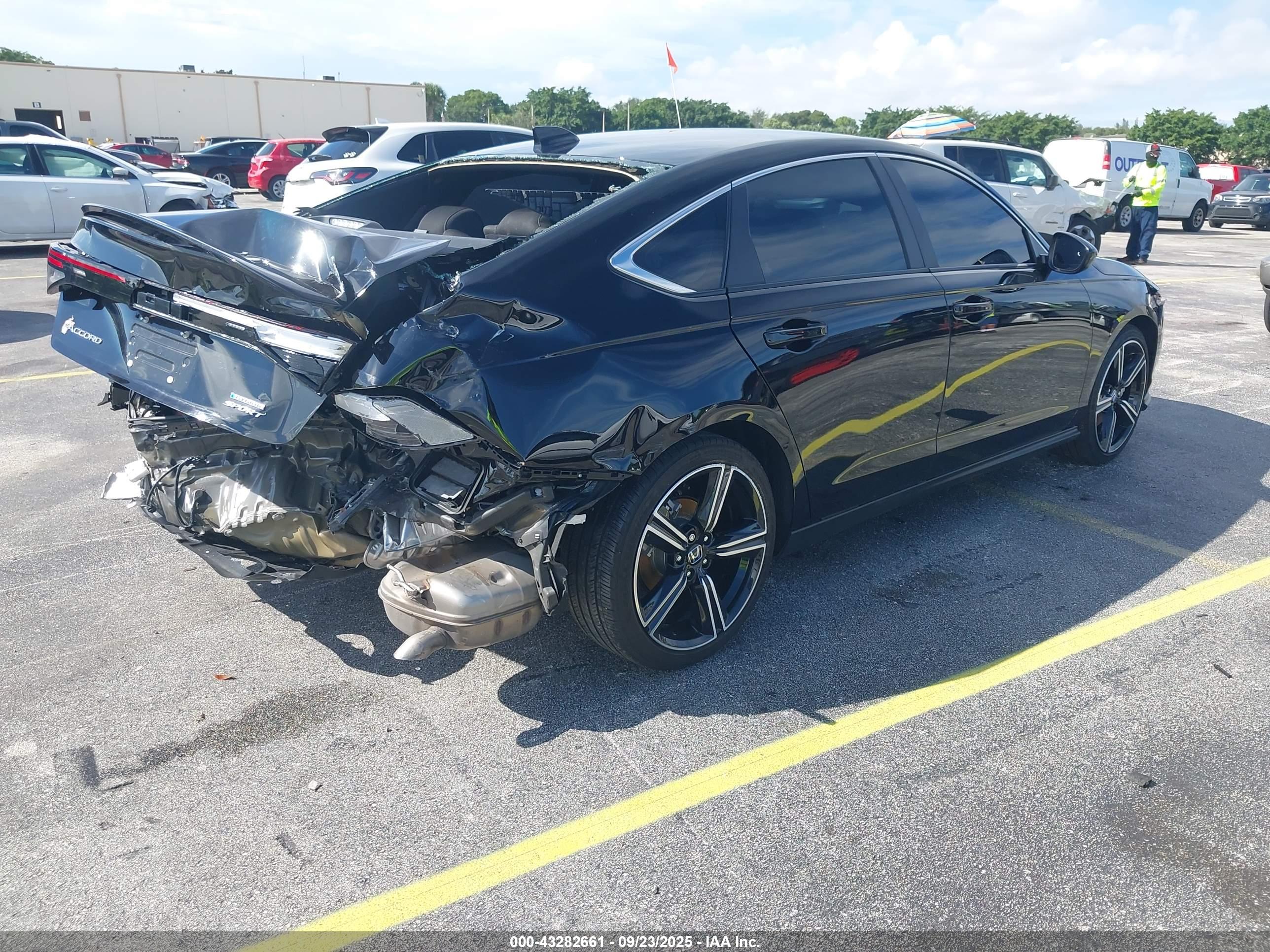 HONDA ACCORD image 4