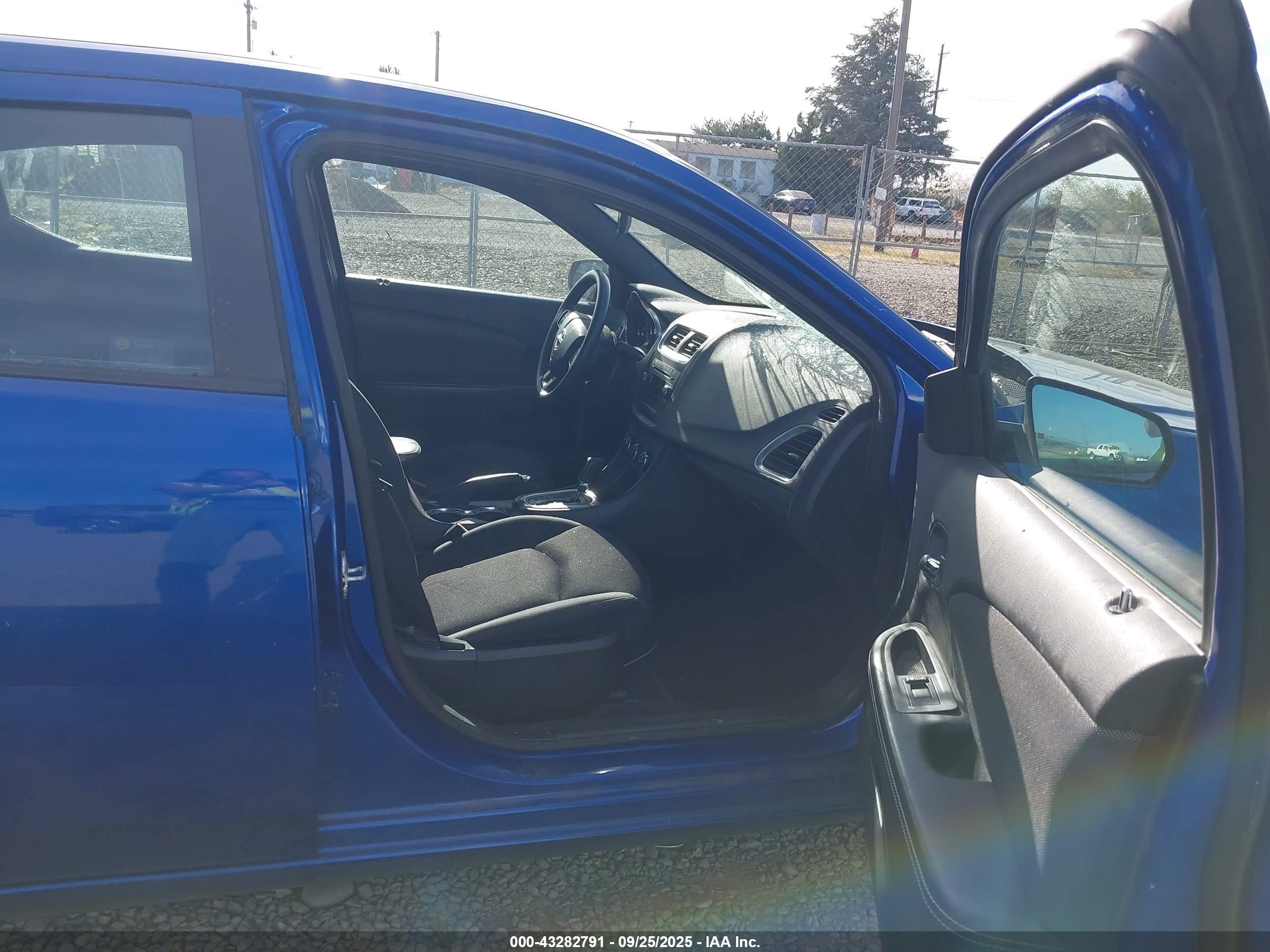 DODGE AVENGER image 5