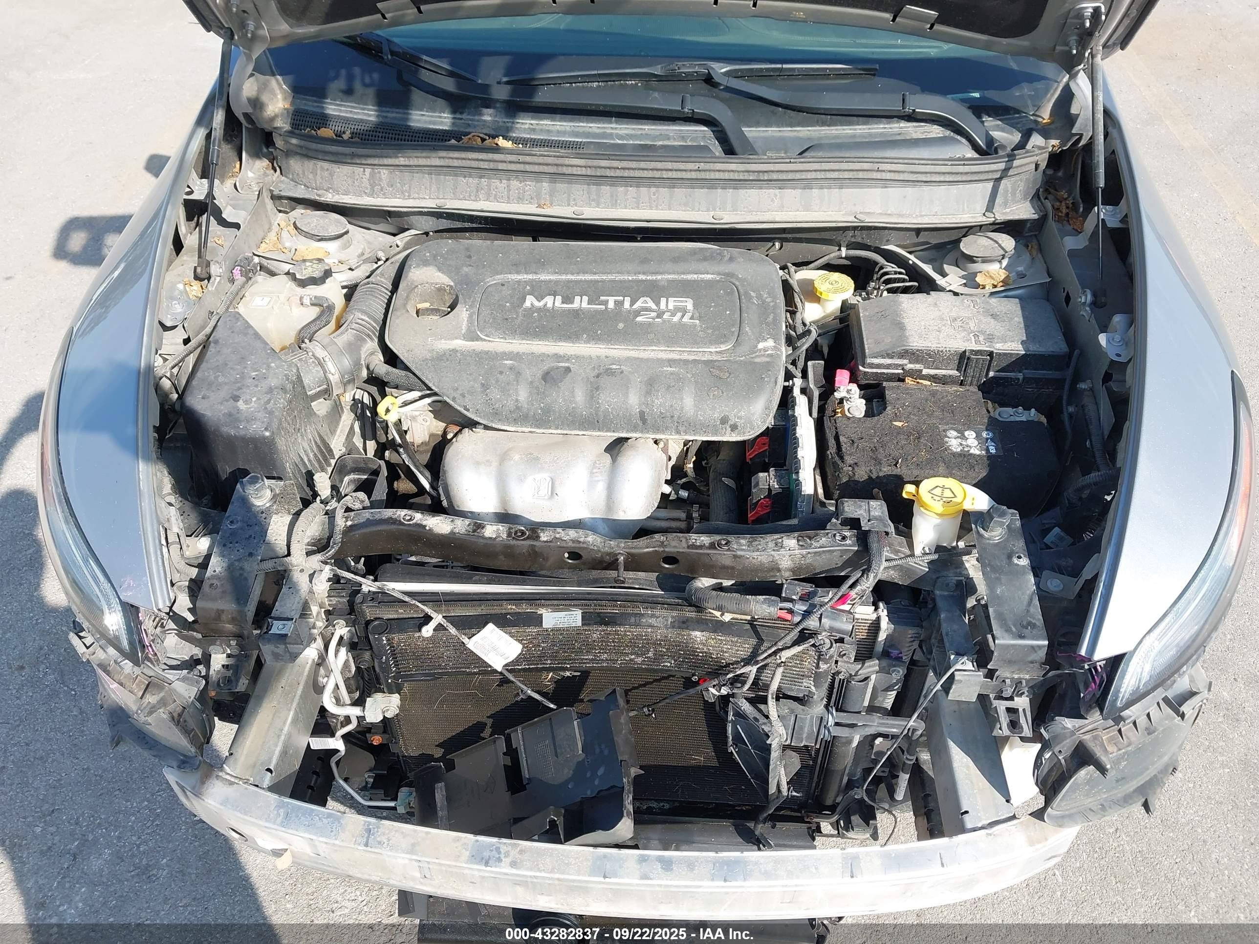 JEEP CHEROKEE image 10