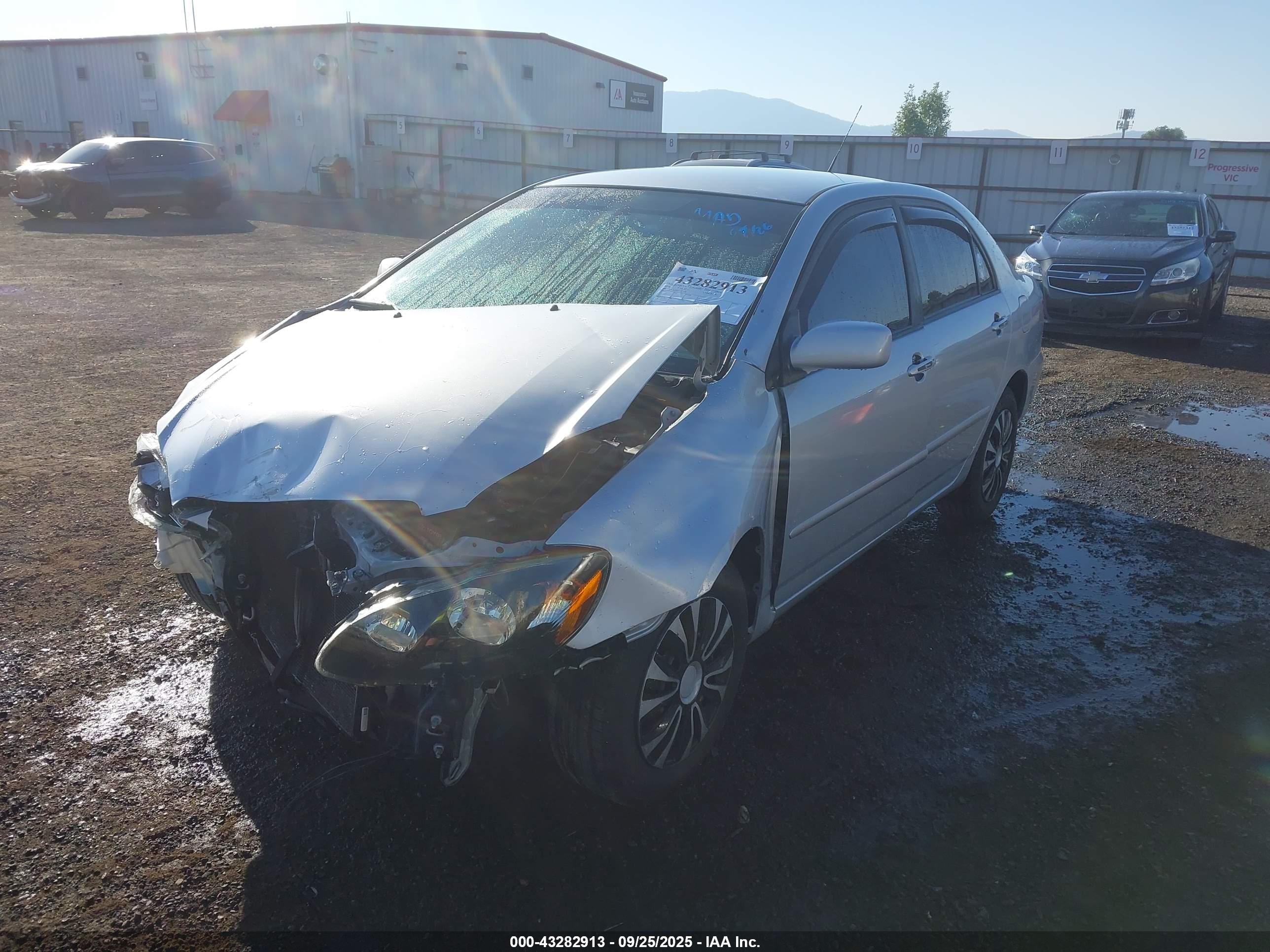 TOYOTA COROLLA image 2
