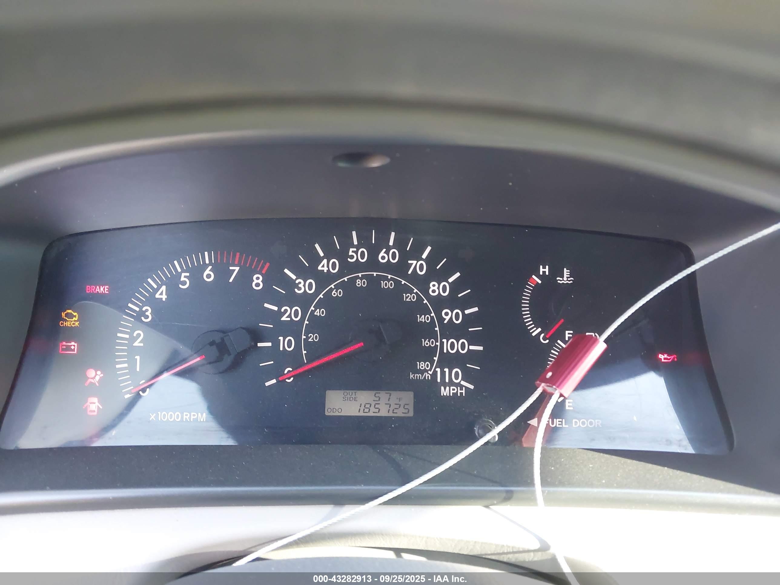 TOYOTA COROLLA image 7