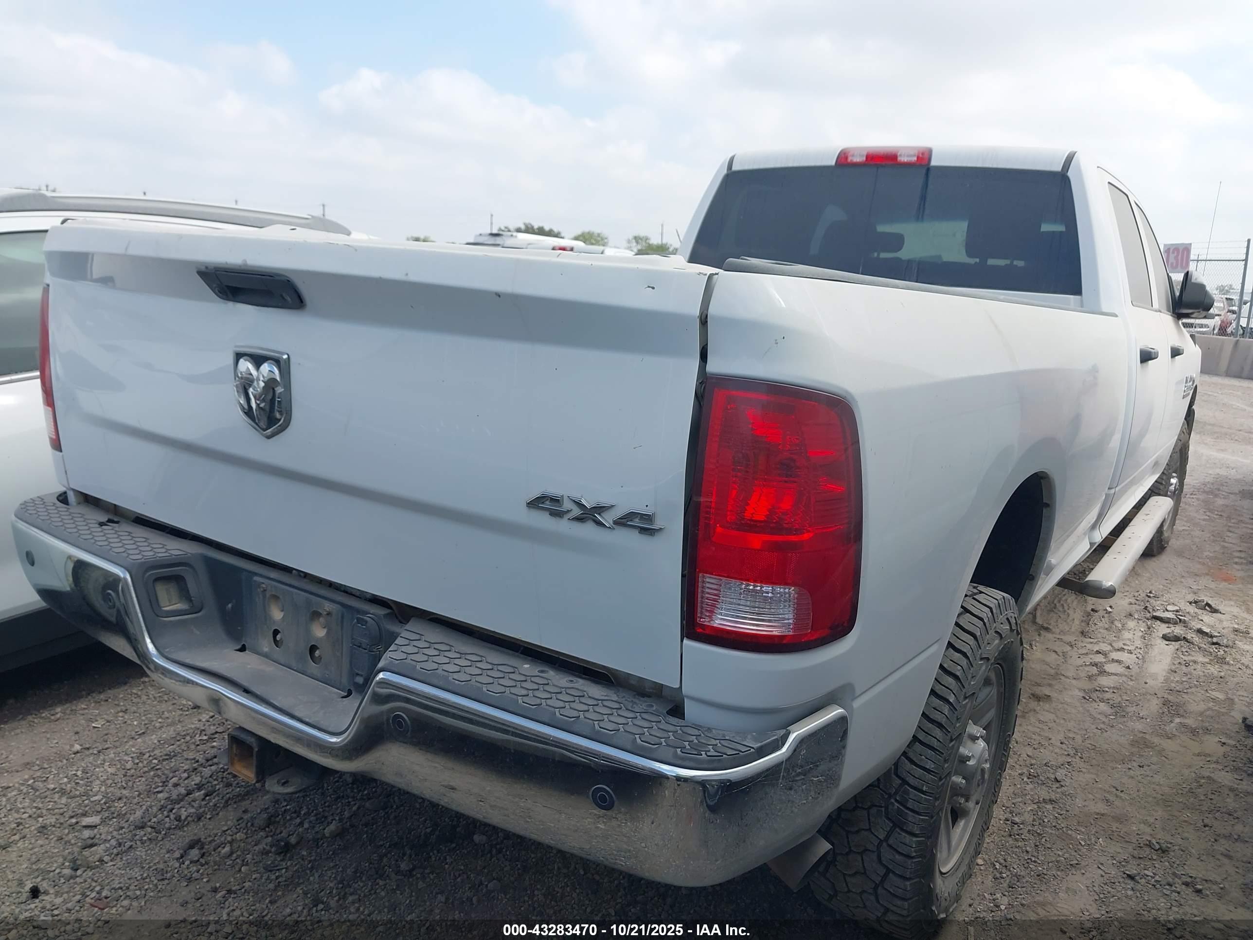 RAM 2500 image 4