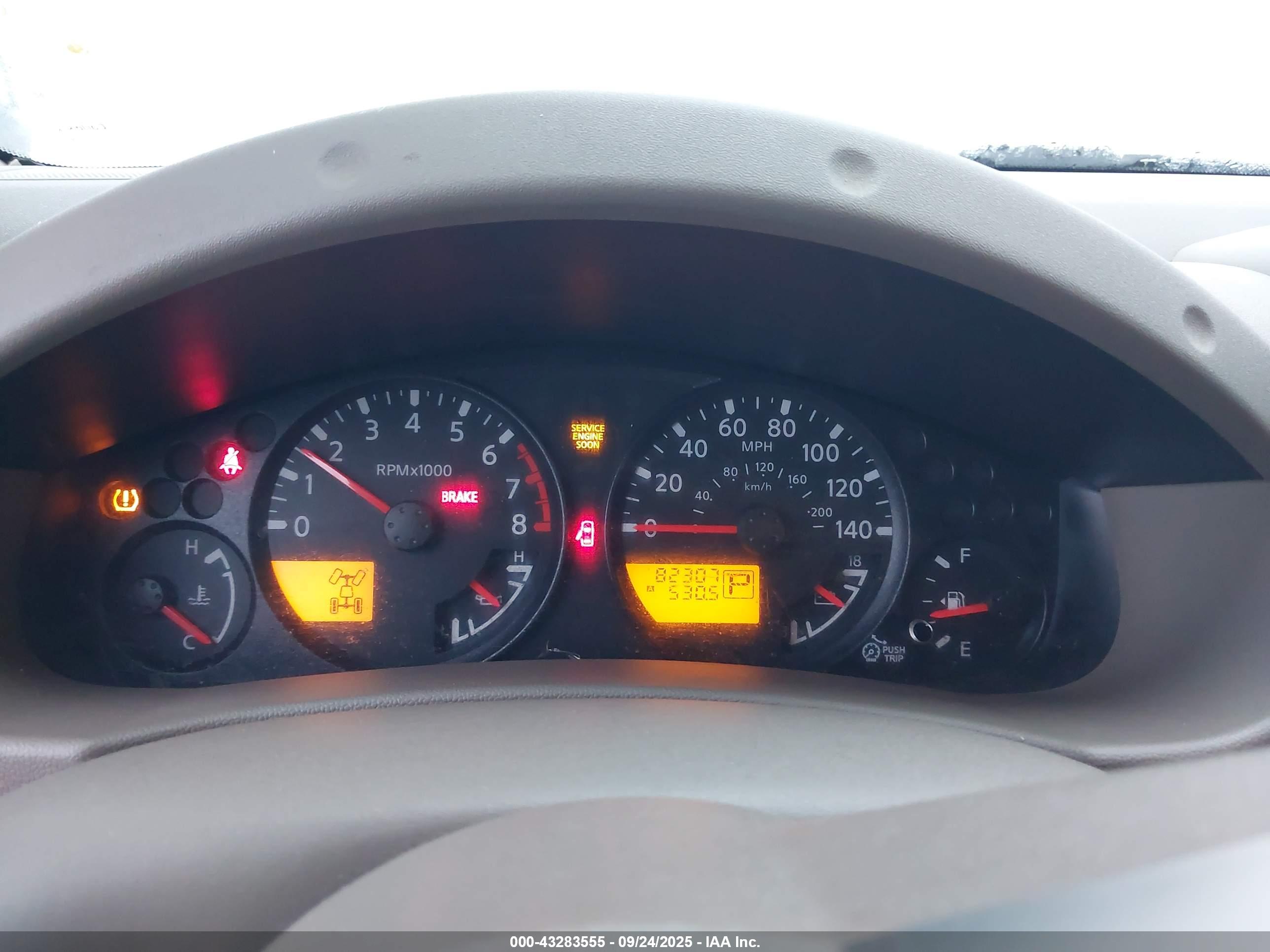 NISSAN FRONTIER image 7