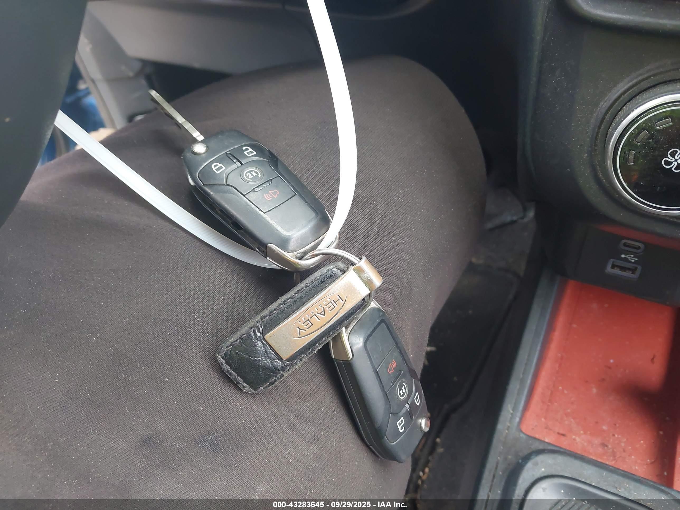 FORD MAVERICK image 11
