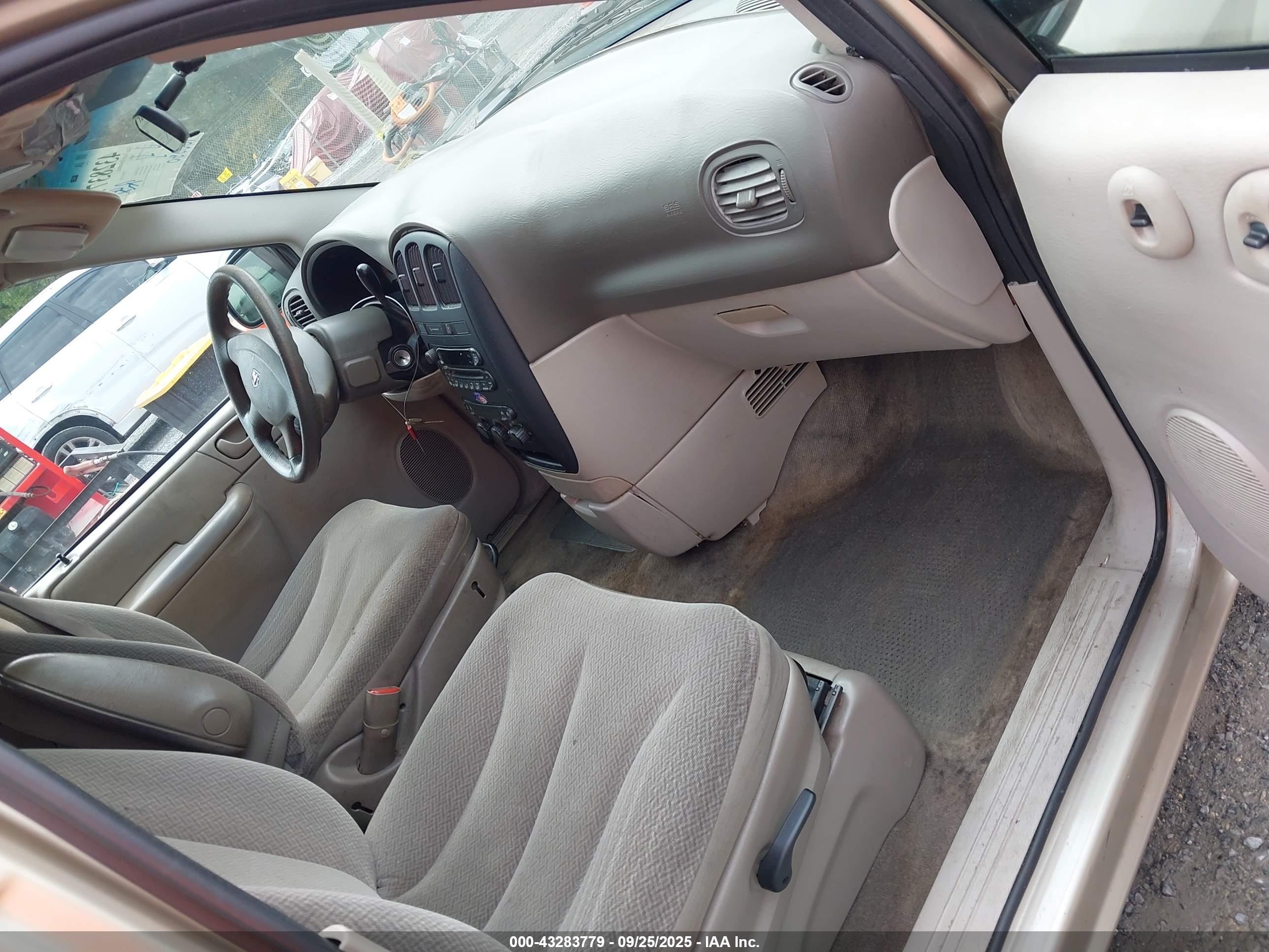 DODGE CARAVAN image 5
