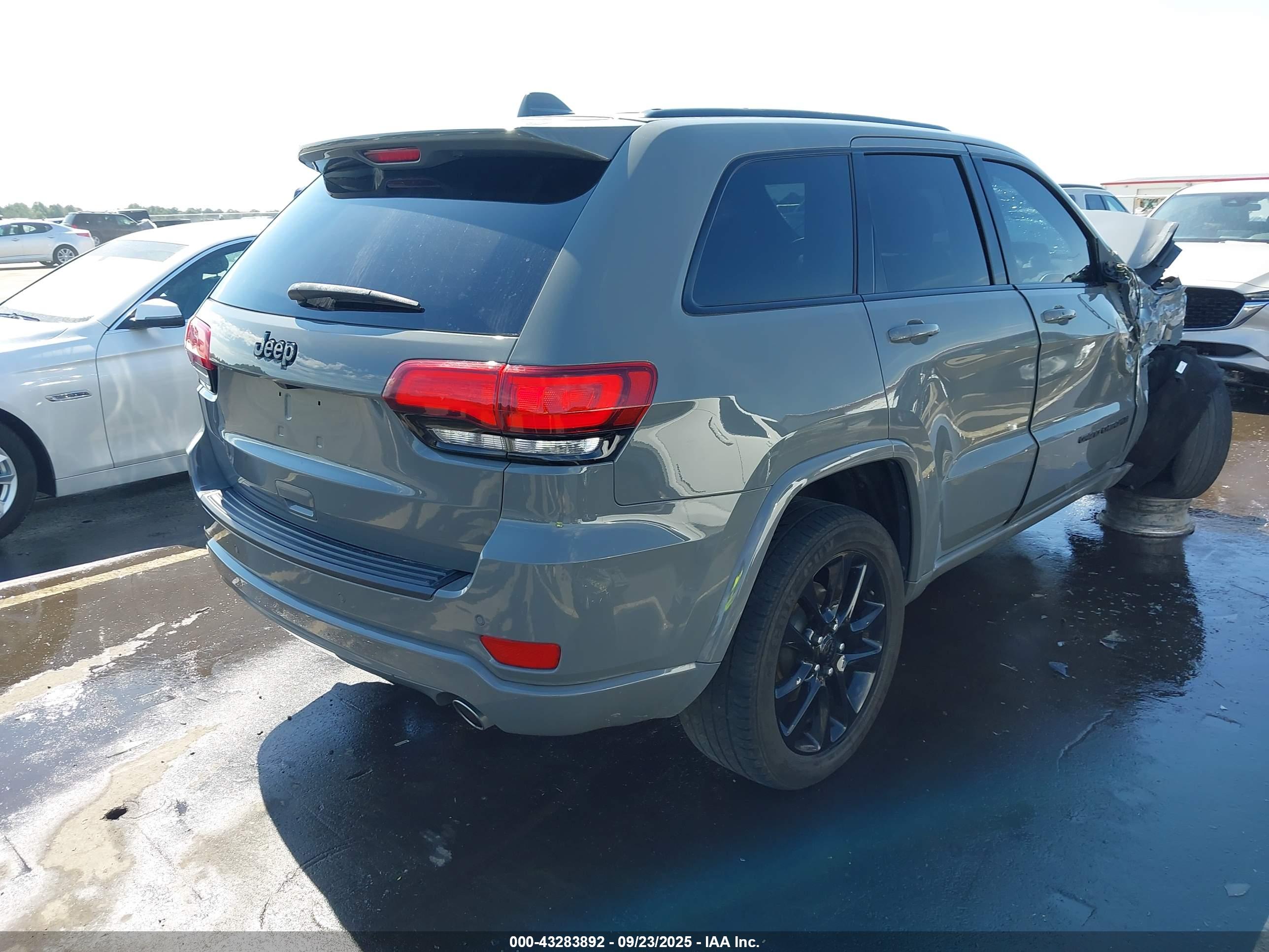 JEEP GRAND image 4