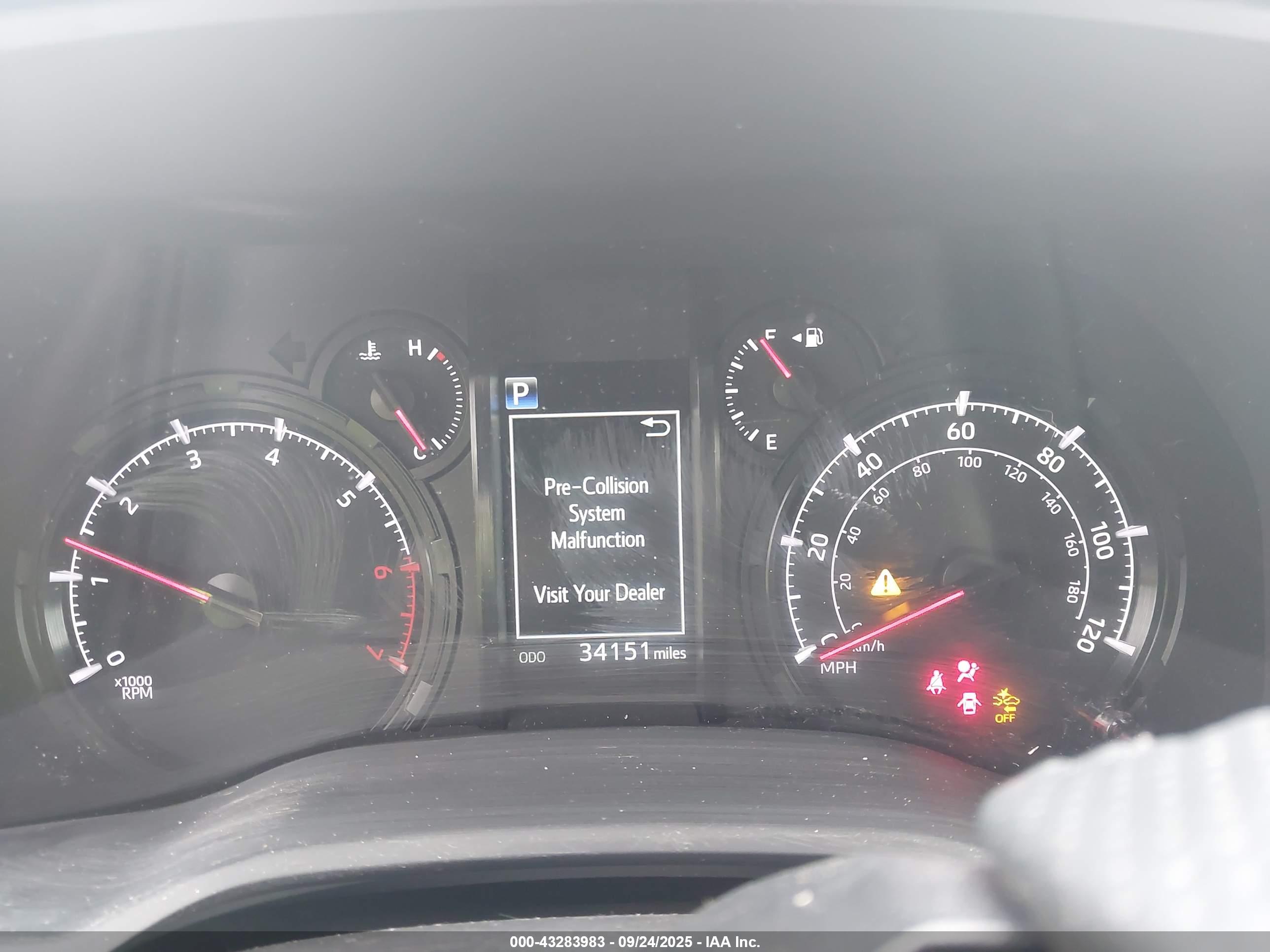 TOYOTA 4RUNNER image 7