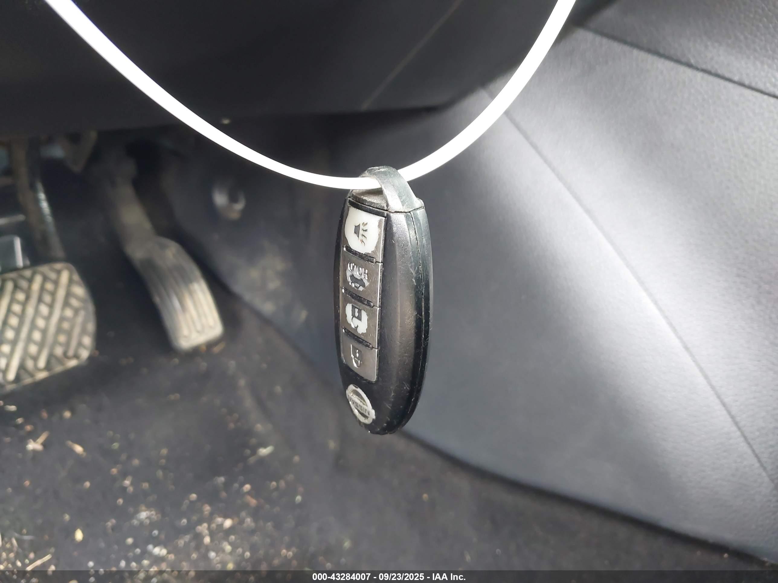 NISSAN SENTRA image 11