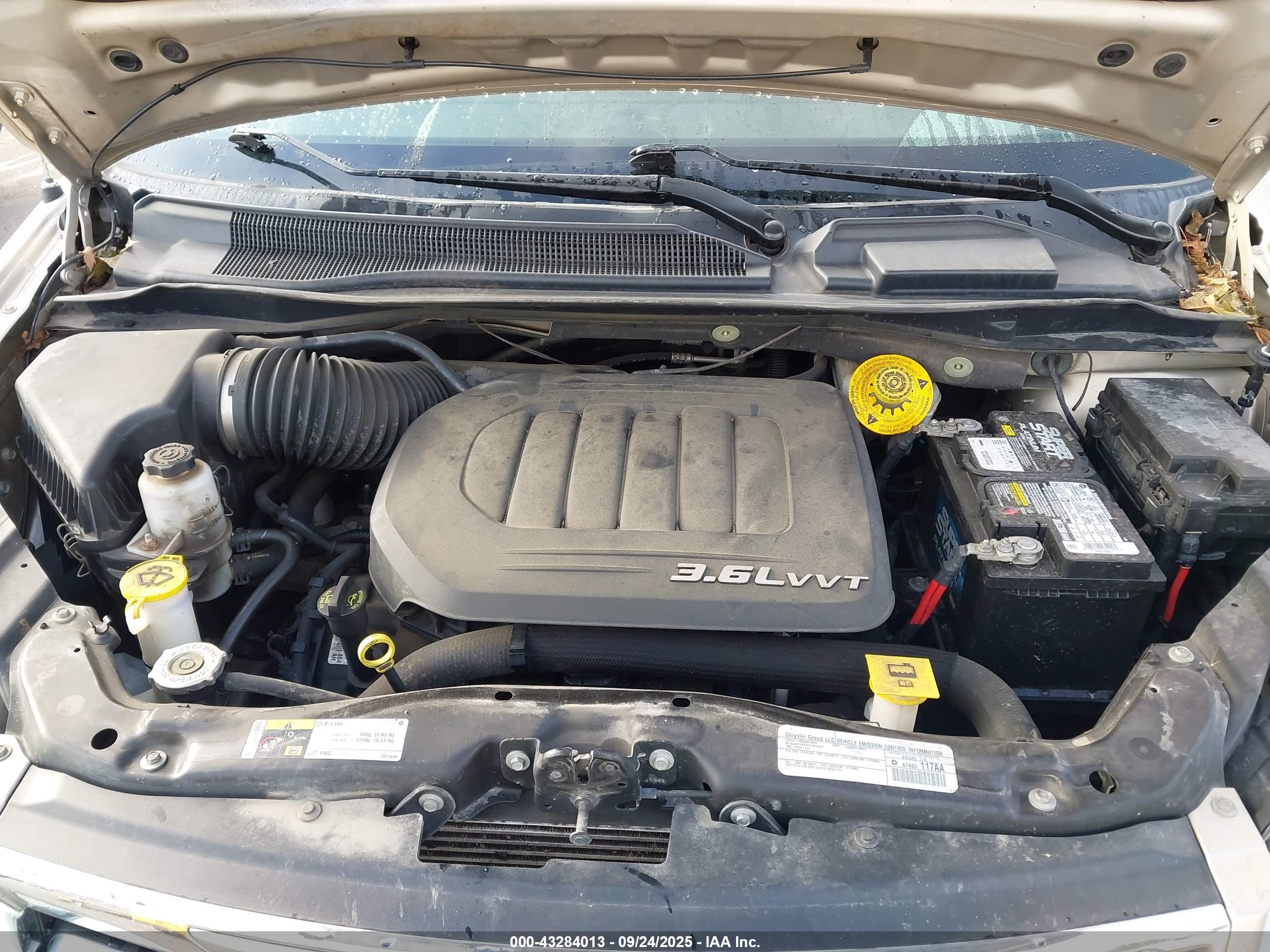 CHRYSLER TOWN image 10