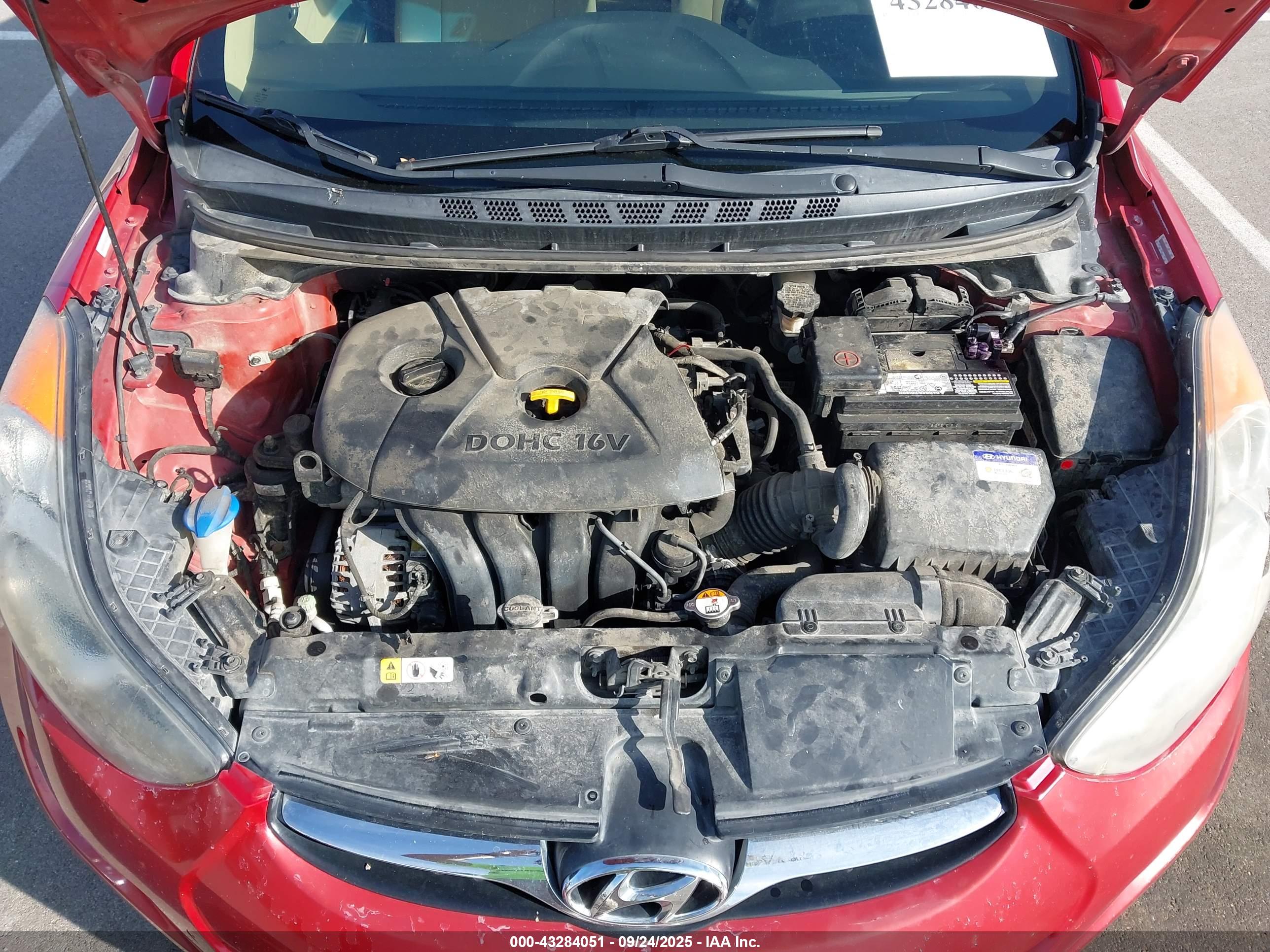 HYUNDAI ELANTRA image 10