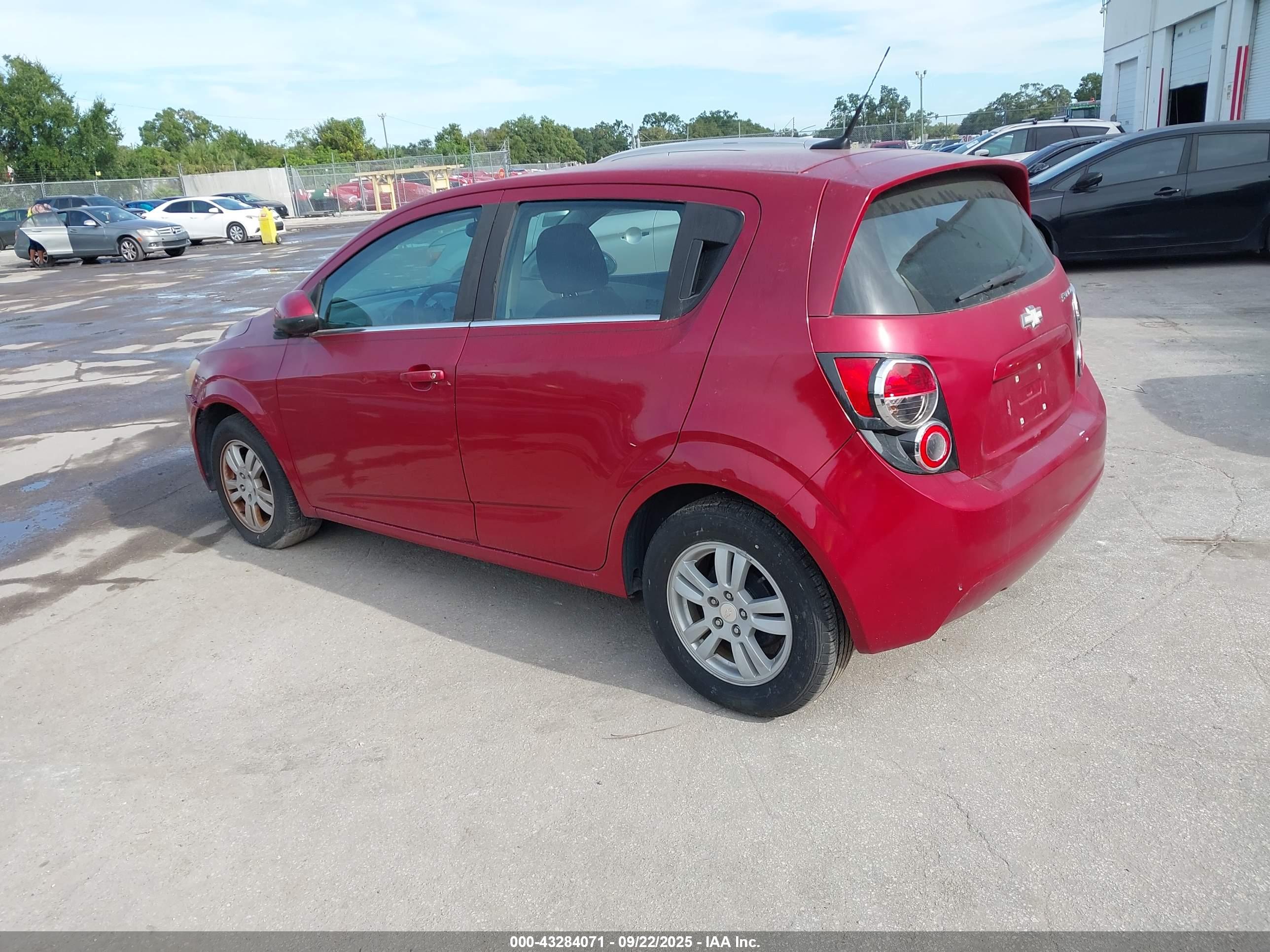 CHEVROLET SONIC image 3