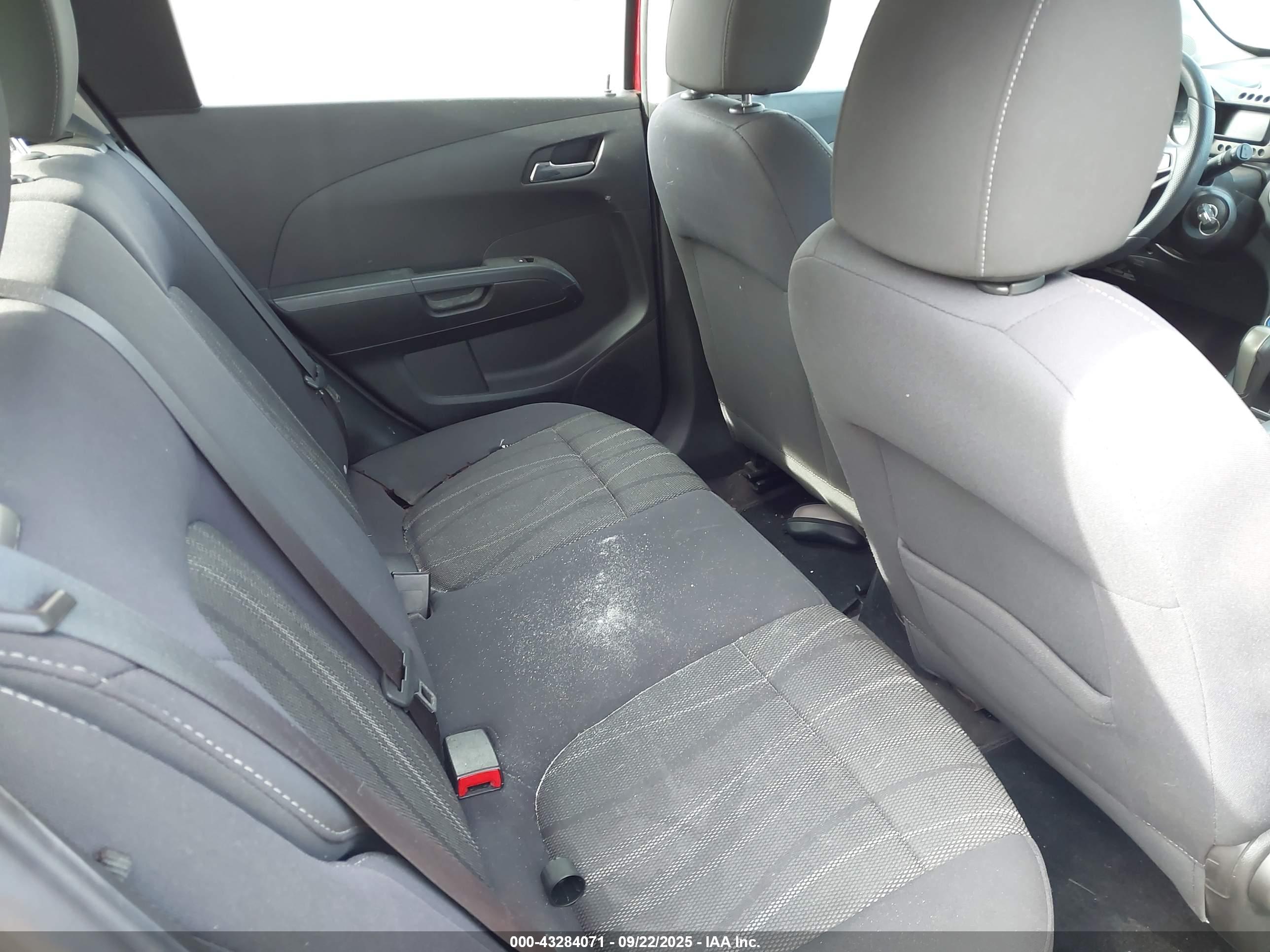 CHEVROLET SONIC image 8