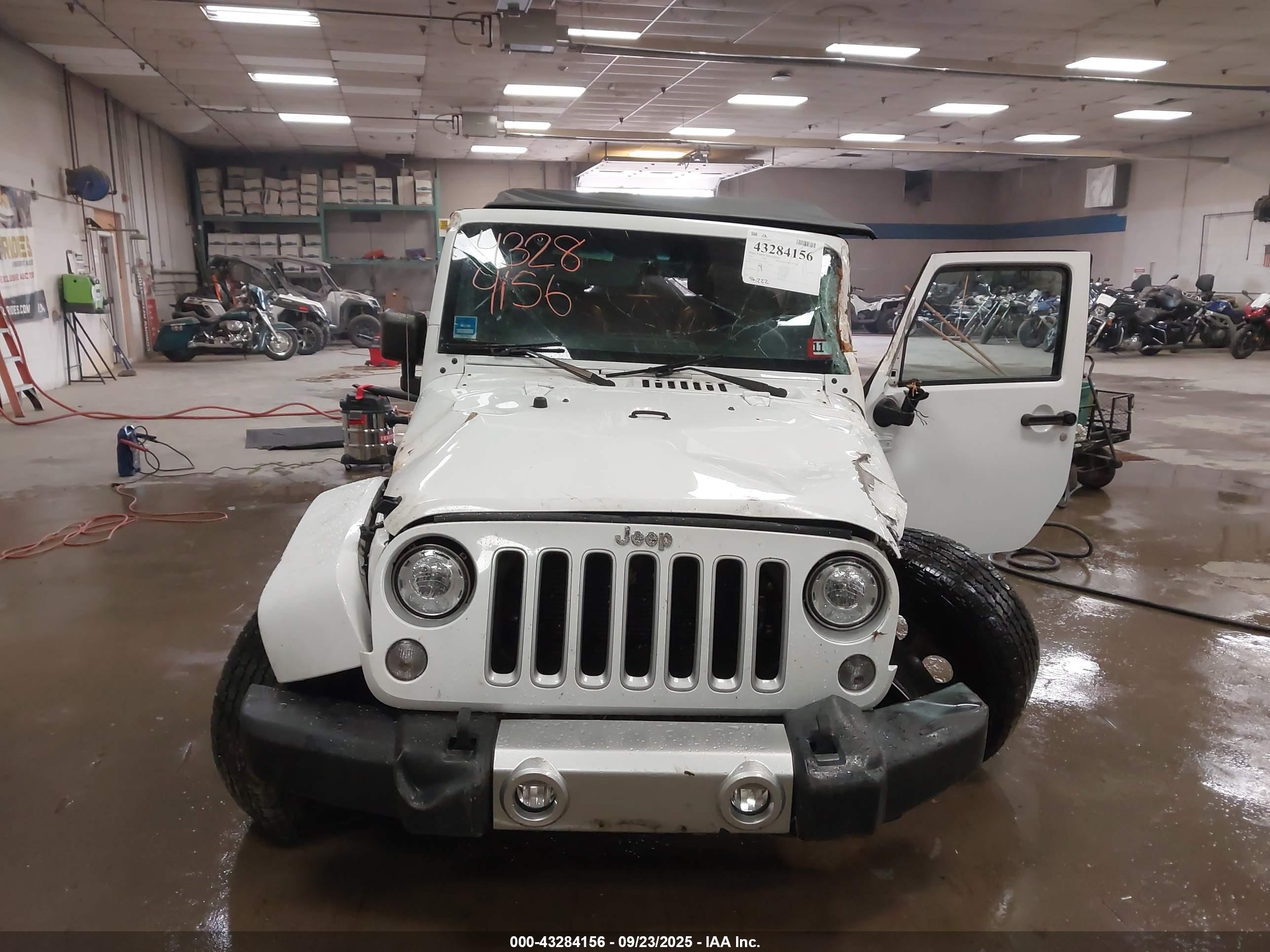 JEEP WRANGLER image 6