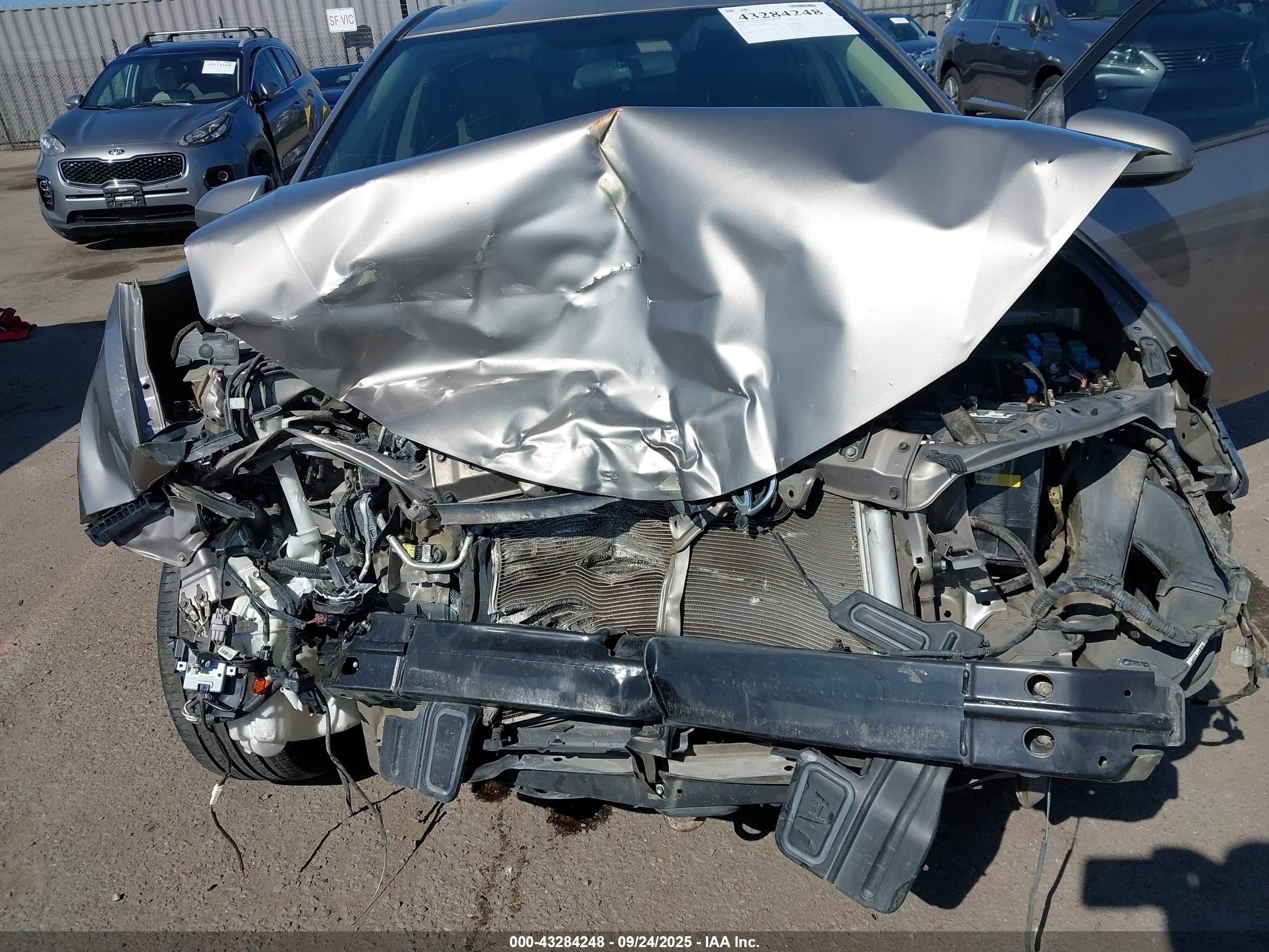 TOYOTA COROLLA image 6