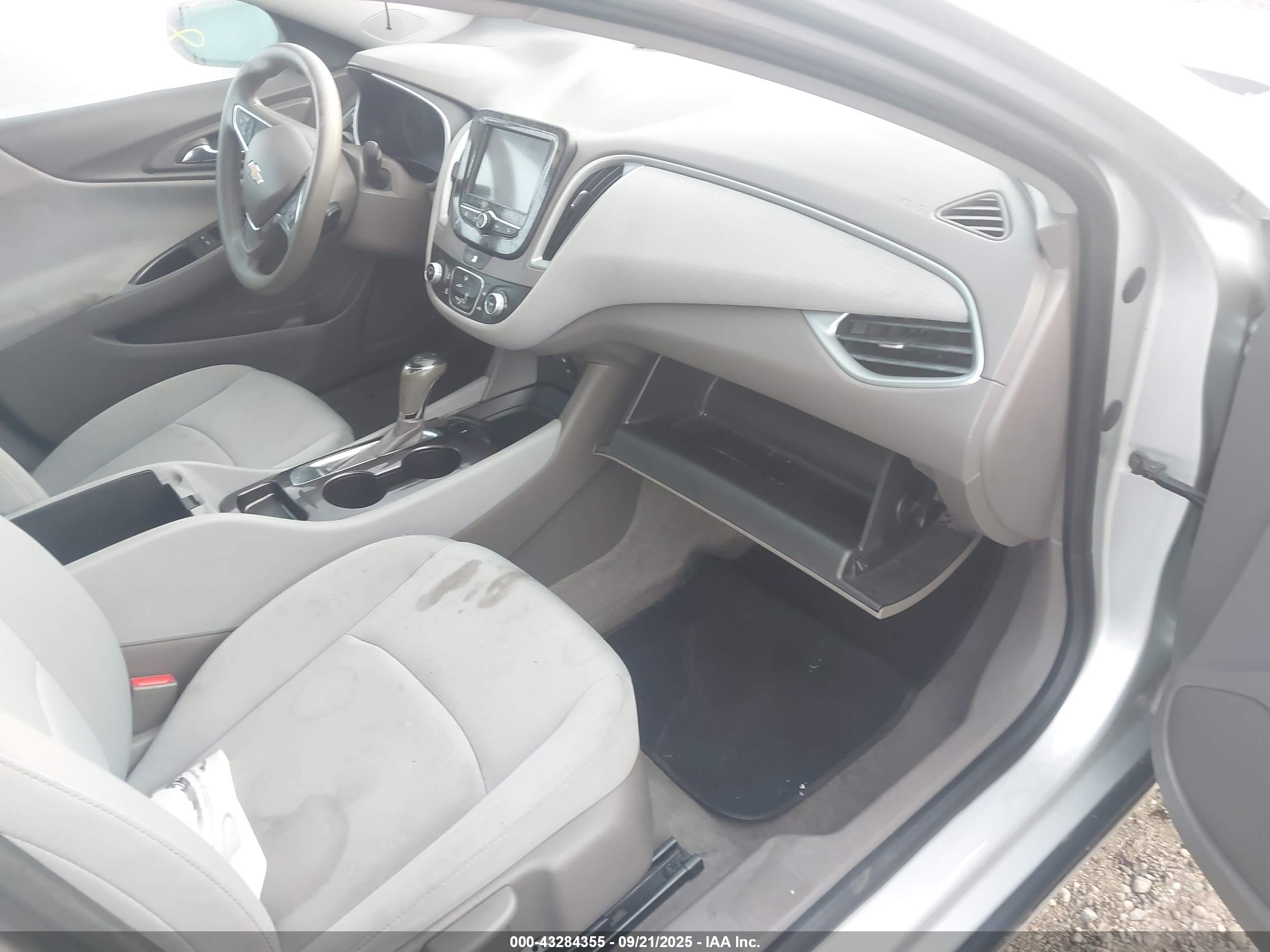 CHEVROLET MALIBU image 5