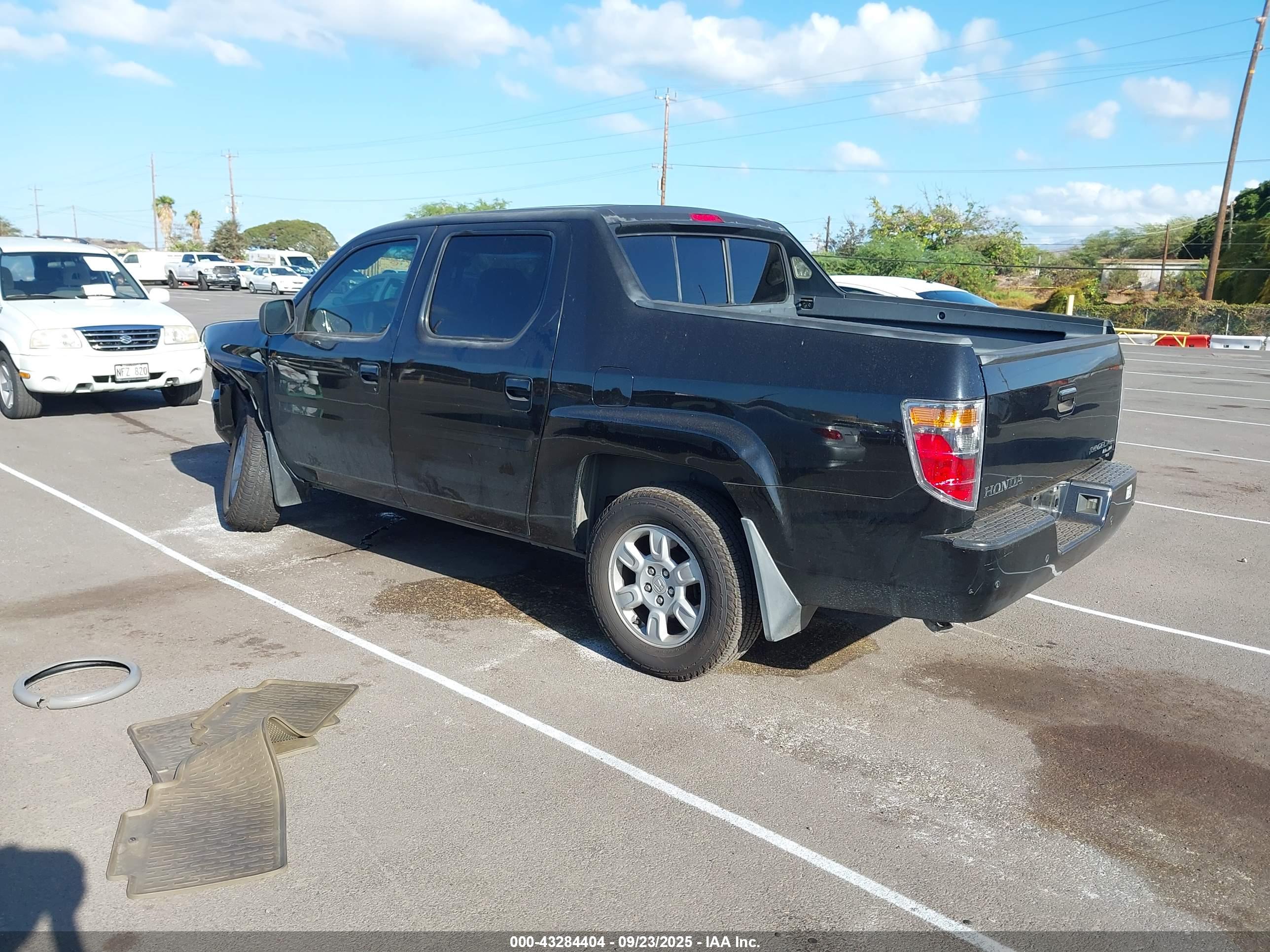 HONDA RIDGELINE image 3