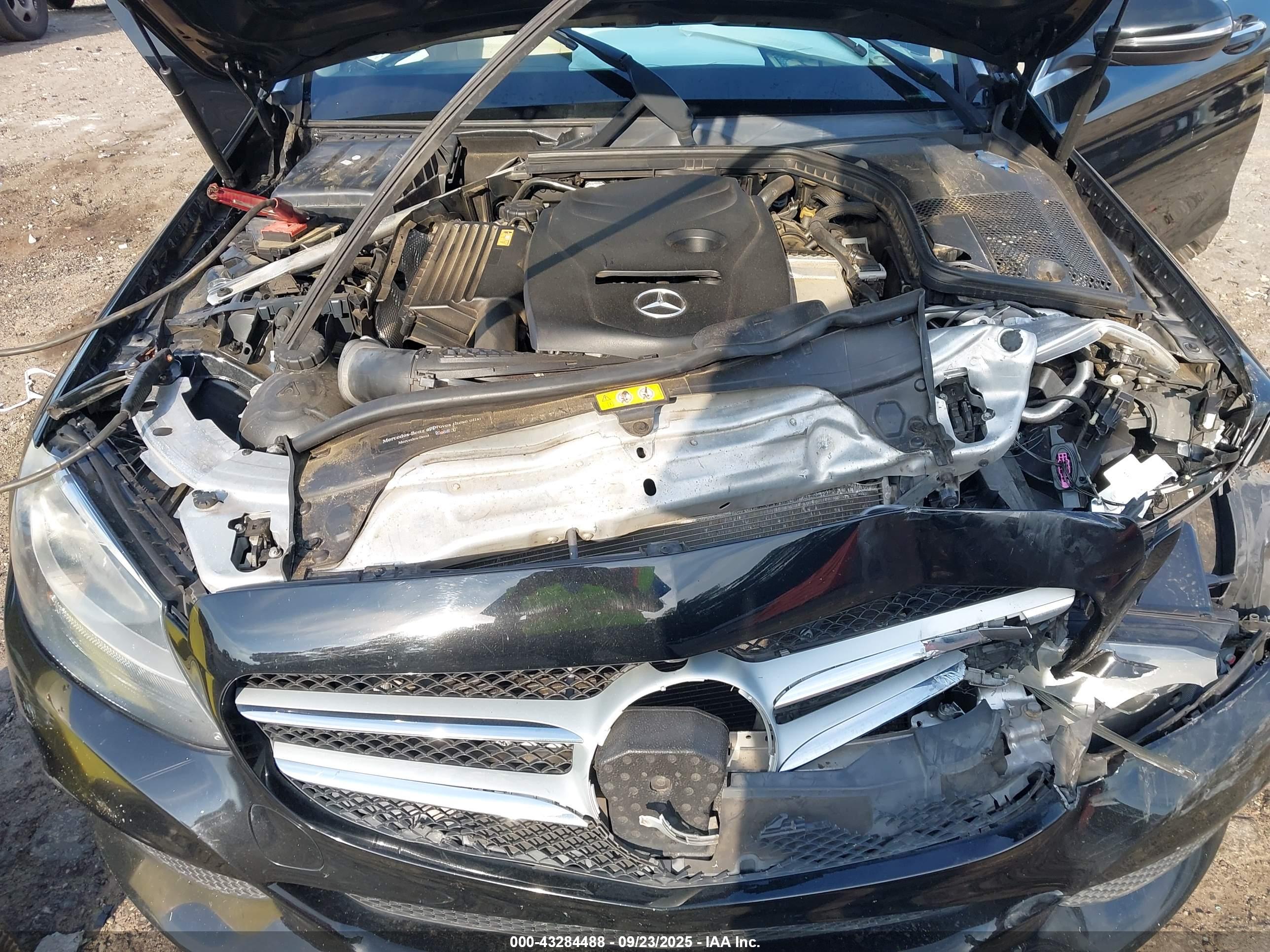 MERCEDES-BENZ C image 10
