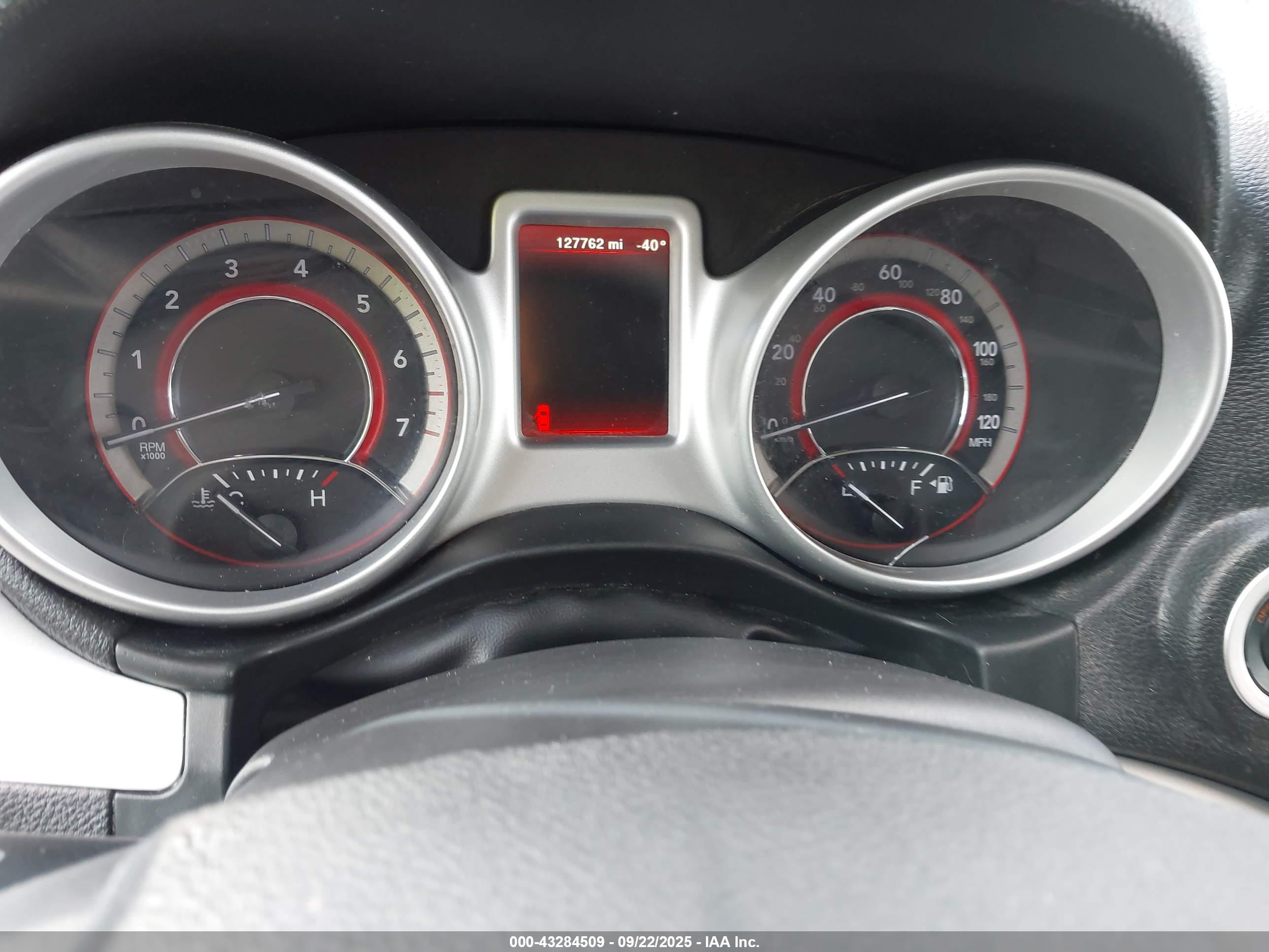 DODGE JOURNEY image 7