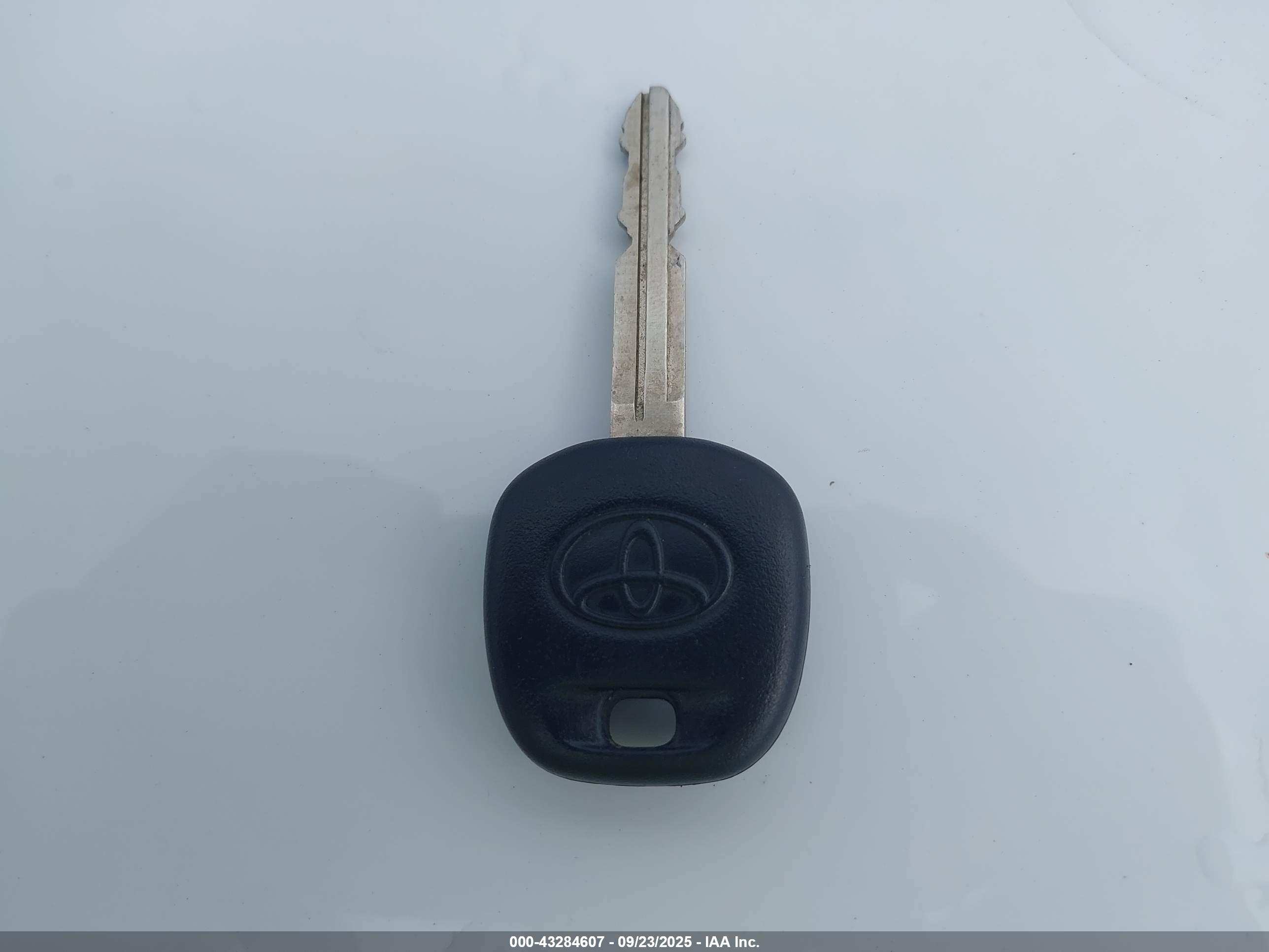 TOYOTA HIGHLANDER image 11
