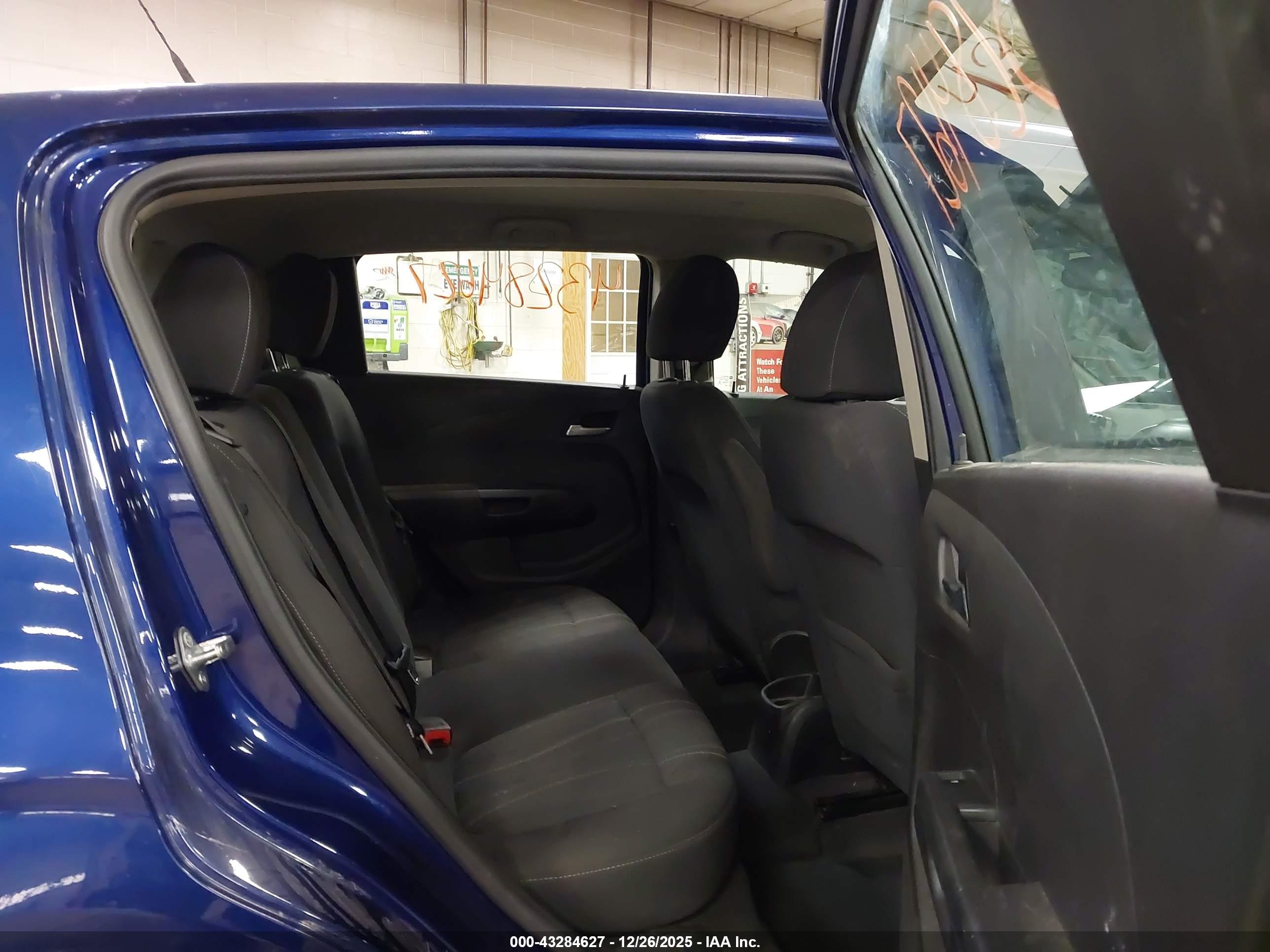 CHEVROLET SONIC image 8