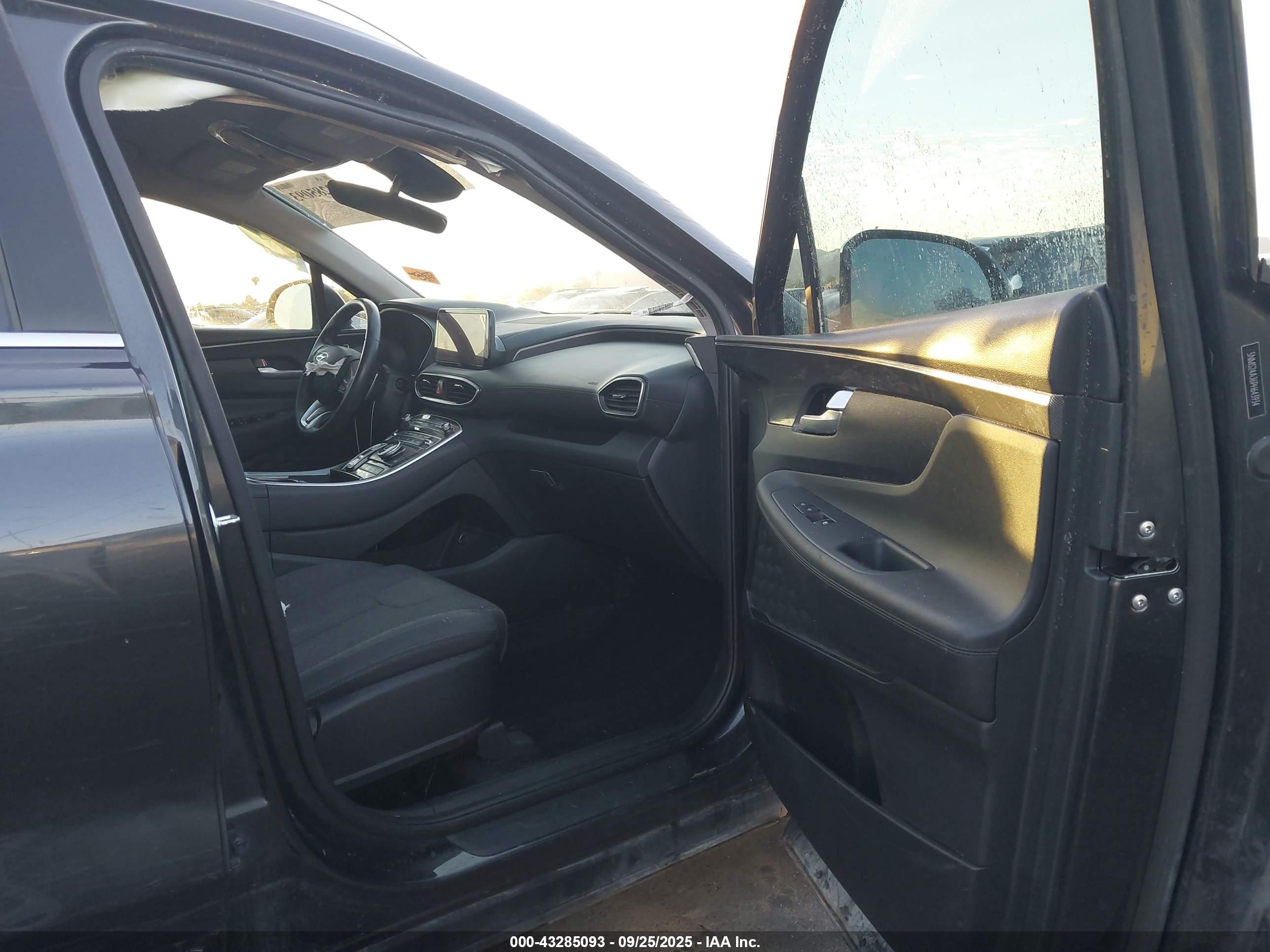 HYUNDAI SANTA image 5