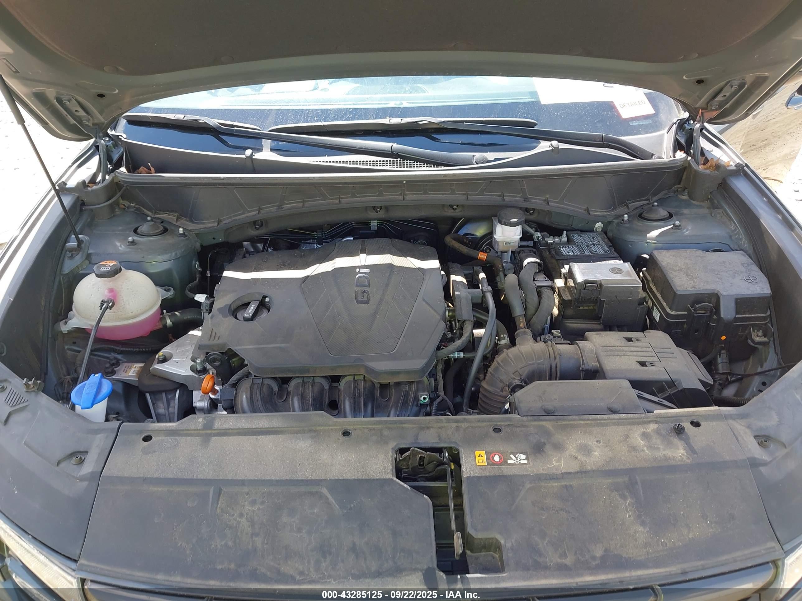 HYUNDAI TUCSON image 10