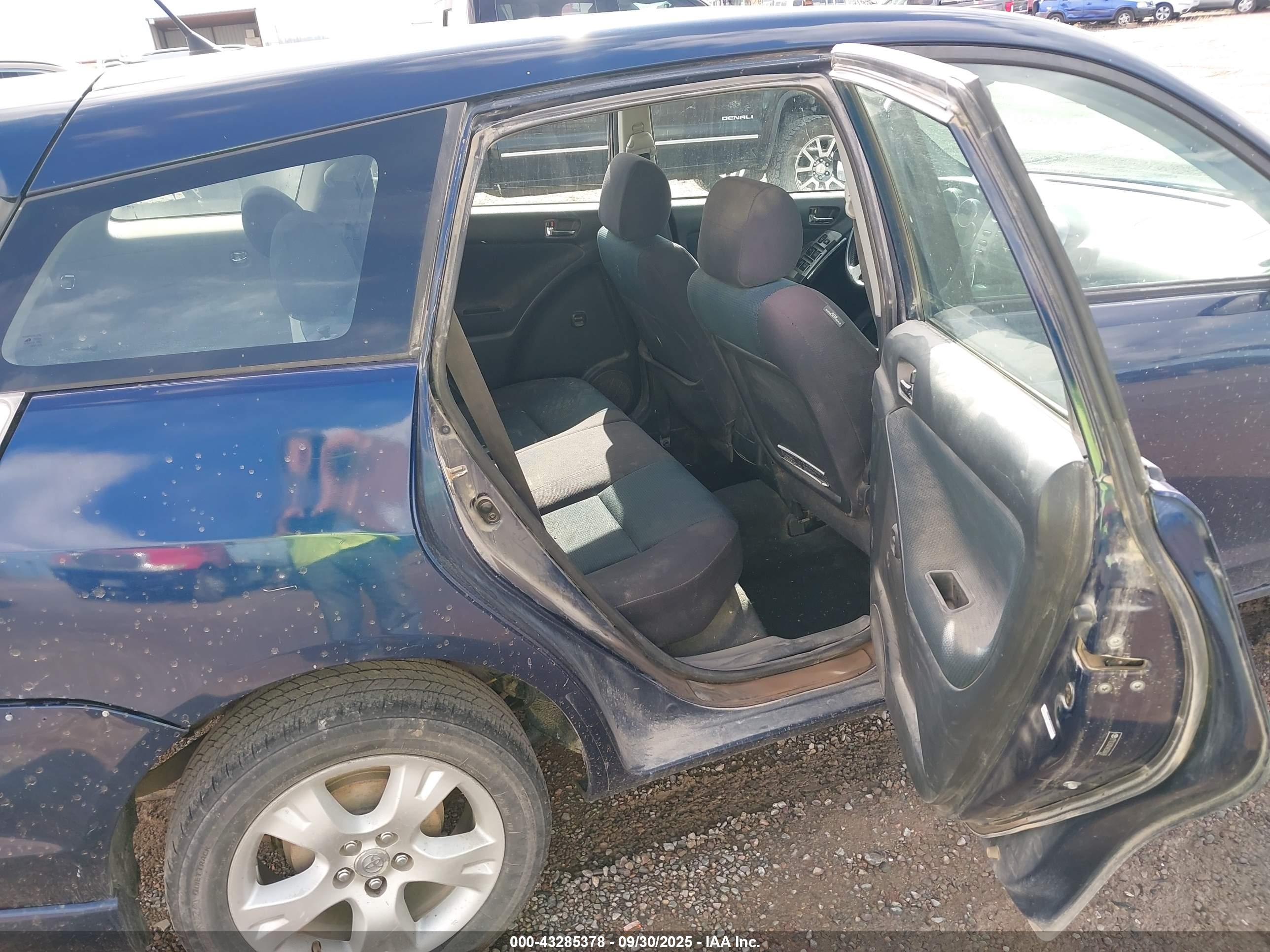 TOYOTA MATRIX image 8