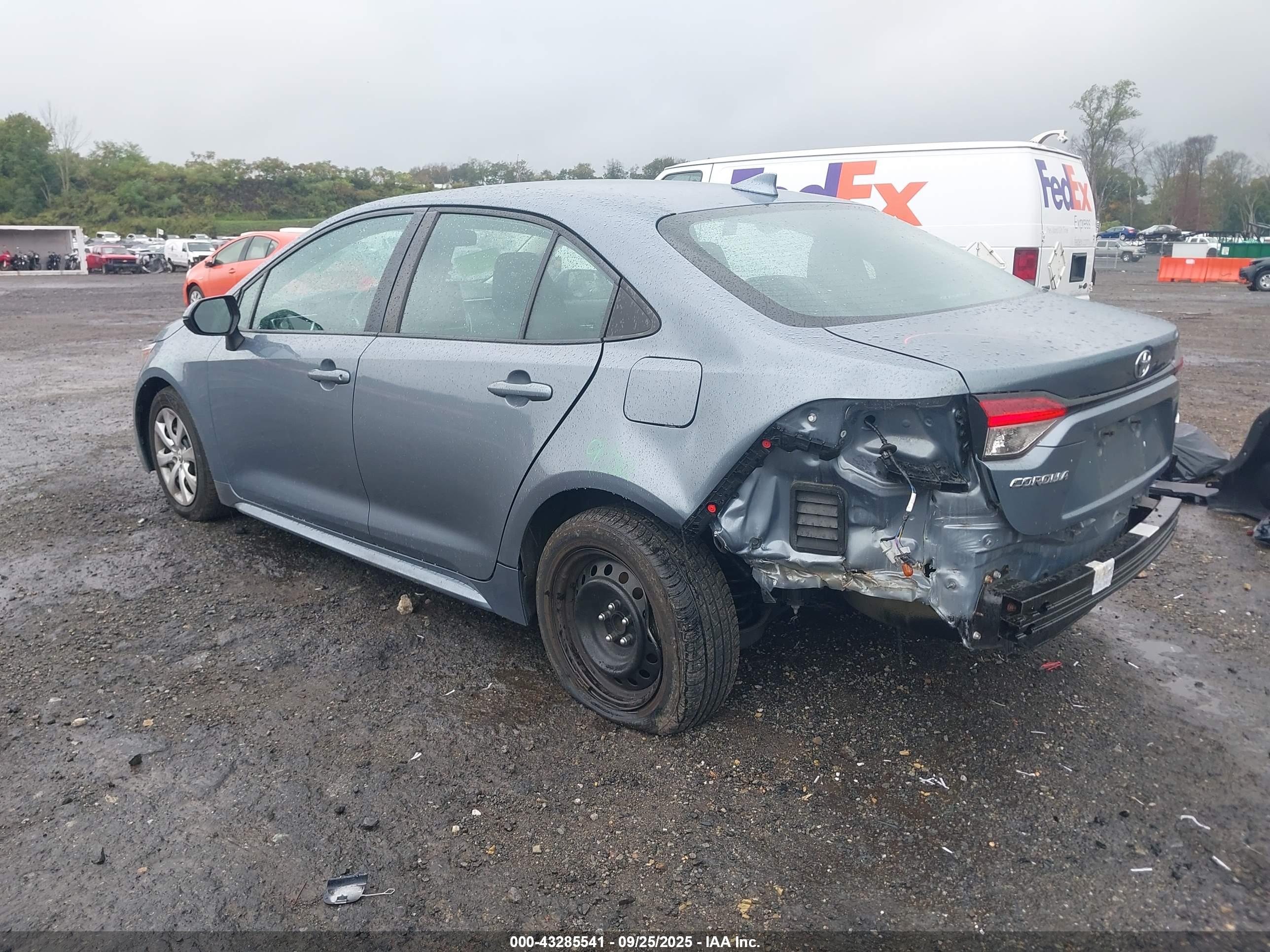 TOYOTA COROLLA image 3