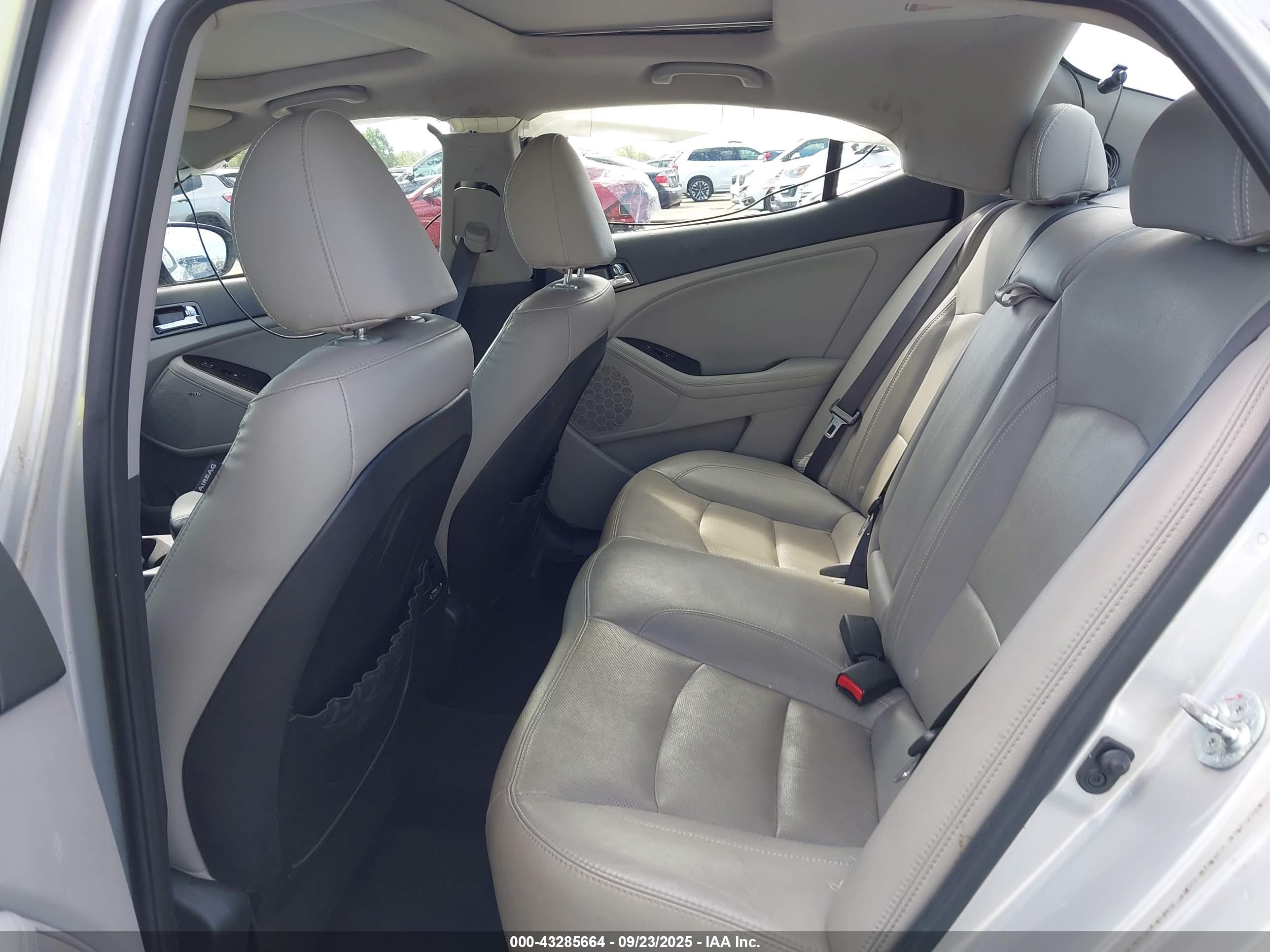 KIA OPTIMA image 8